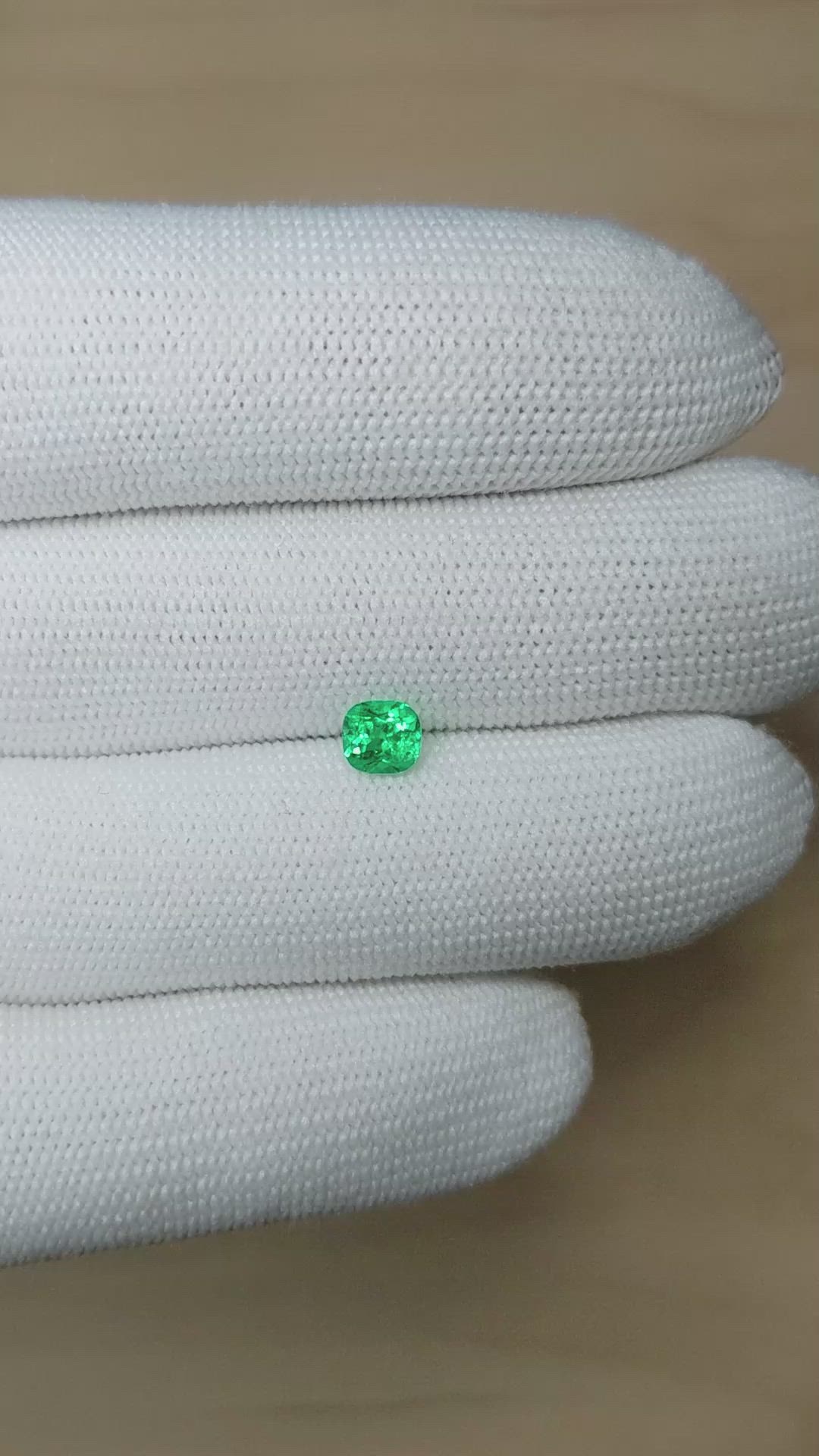 0.59 Ct. Emerald from Colombia Size Video