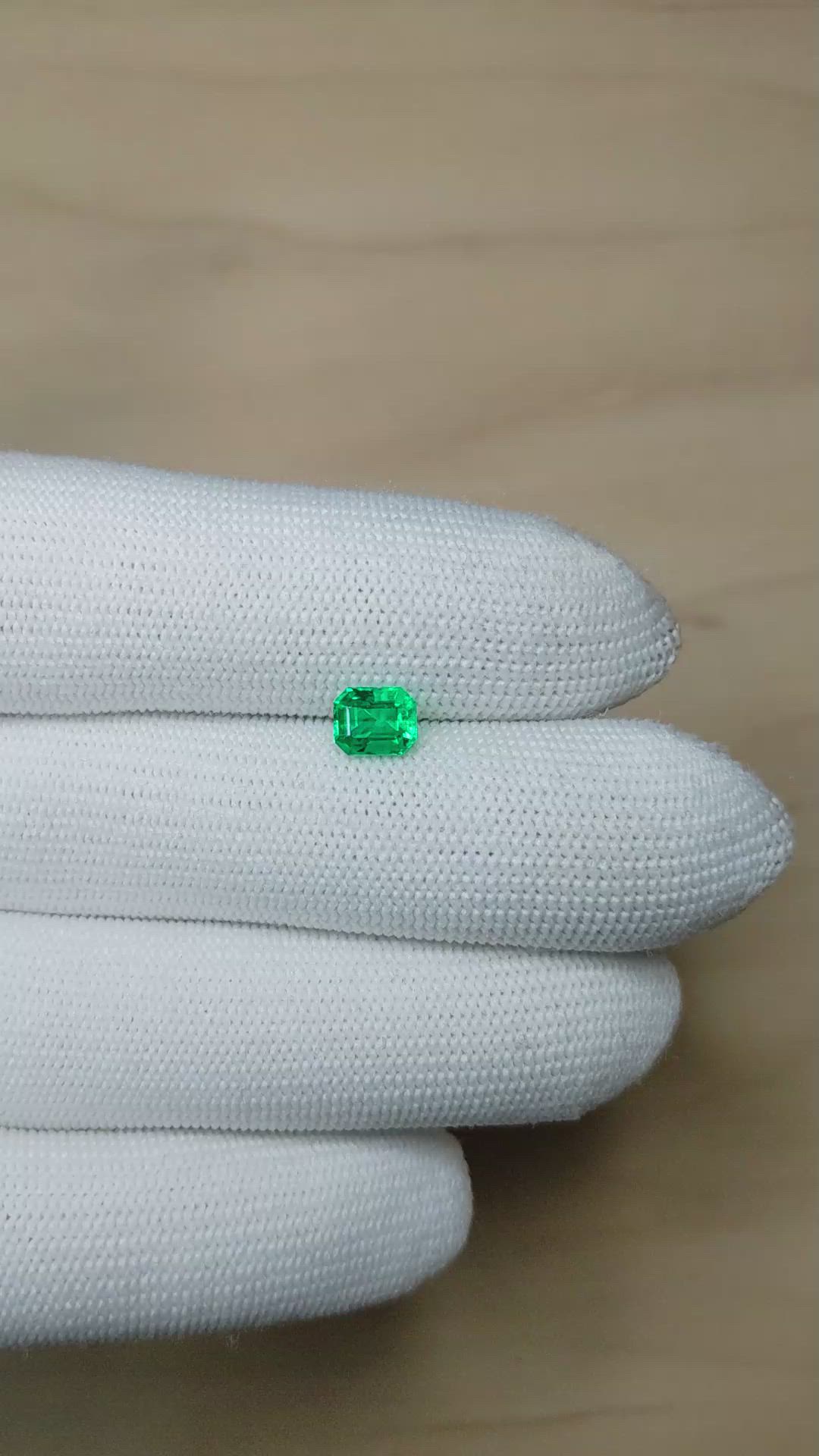 1.04 Ct. Emerald from Colombia Size Video