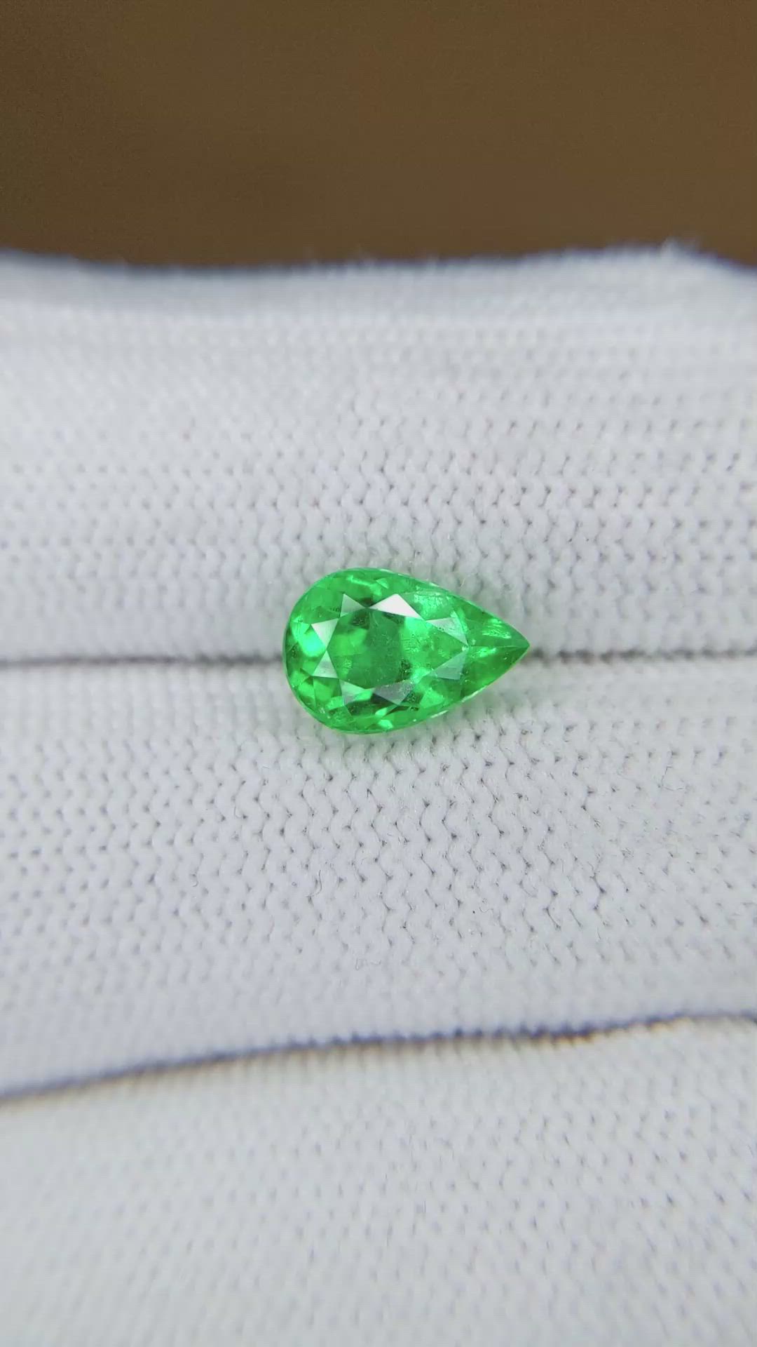 1.76 Ct. Emerald from Colombia Size Video