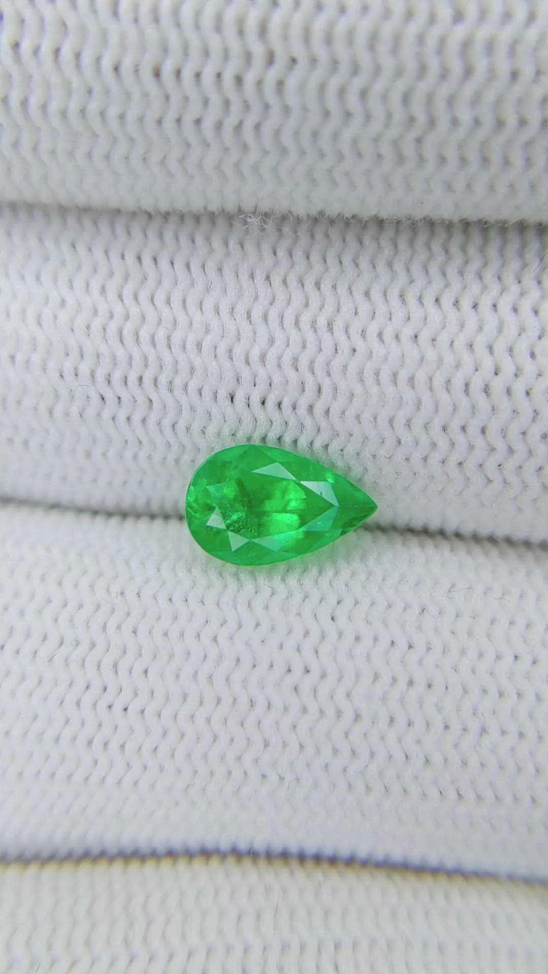 1.32 Ct. Emerald from Colombia Size Video