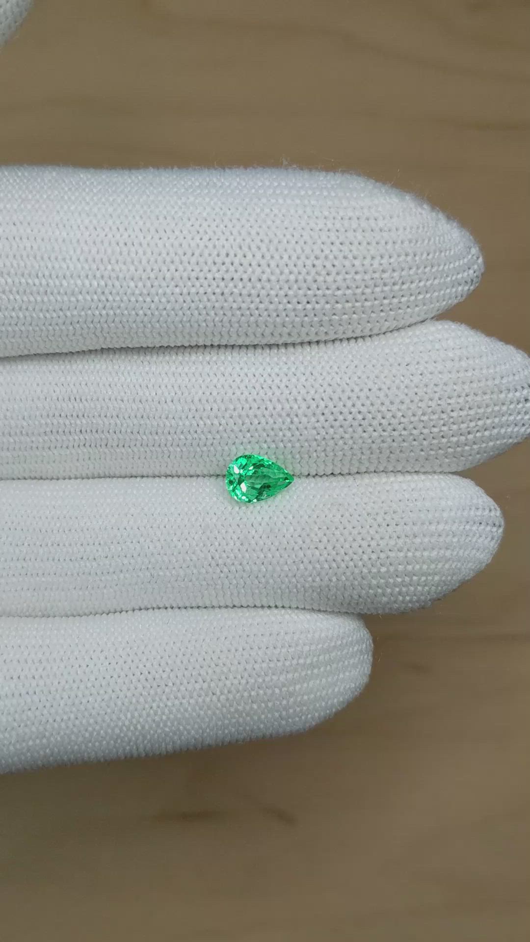1.01 Ct. Emerald from Colombia Size Video