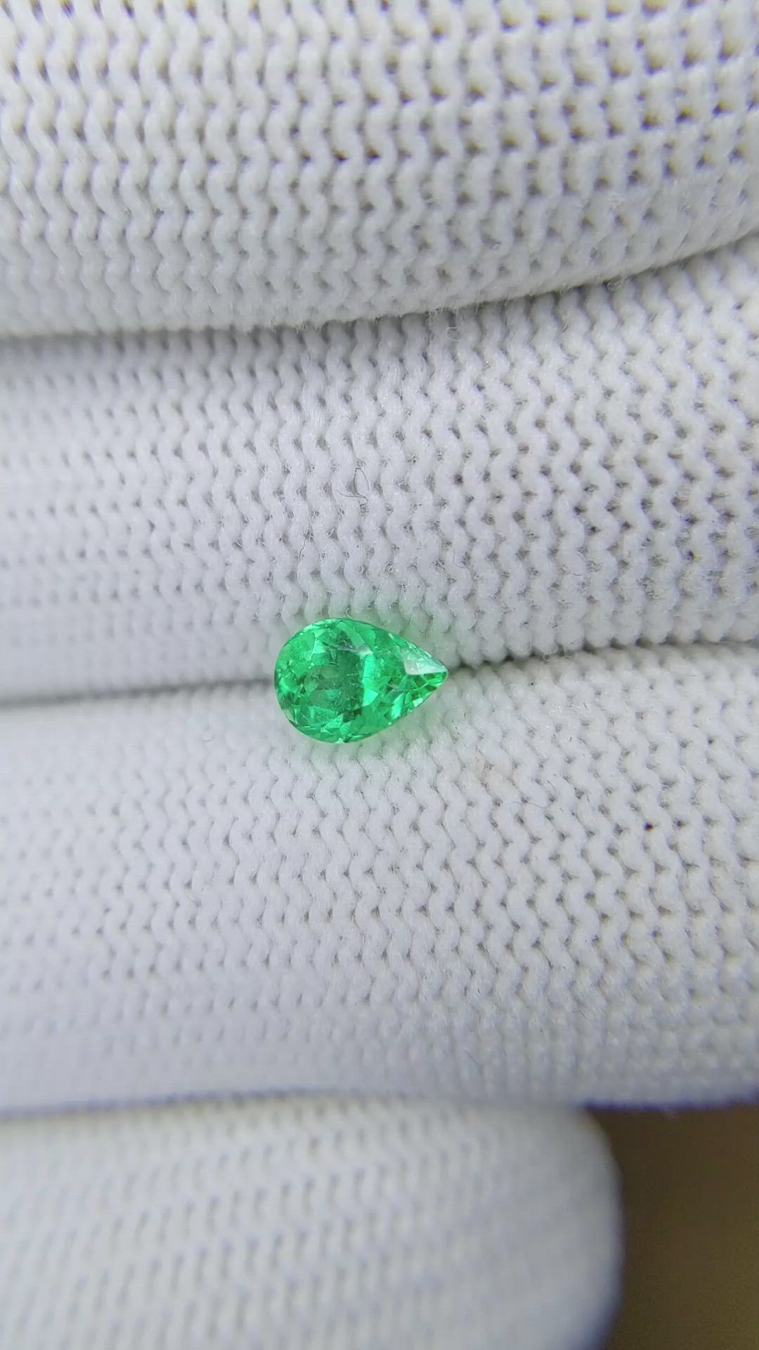 0.68 Ct. Emerald from Colombia Size Video
