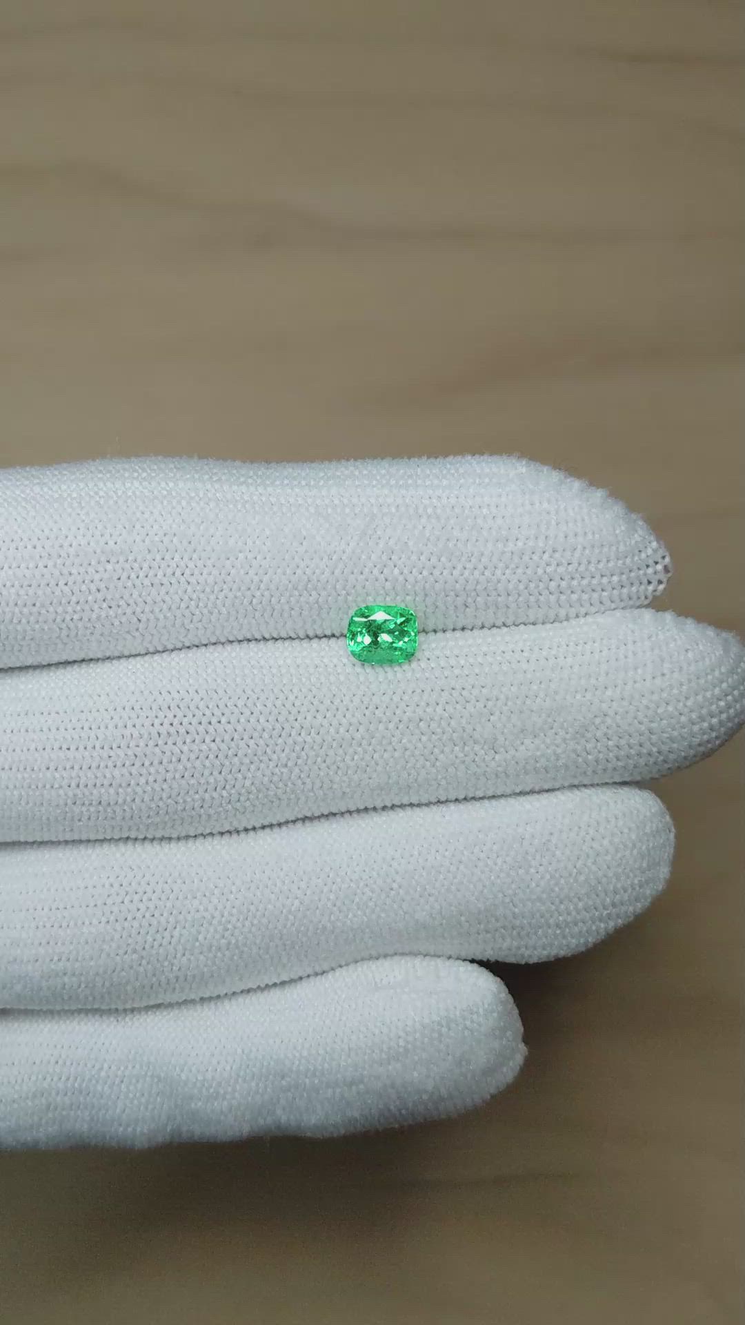 0.81 Ct. Emerald from Colombia Size Video