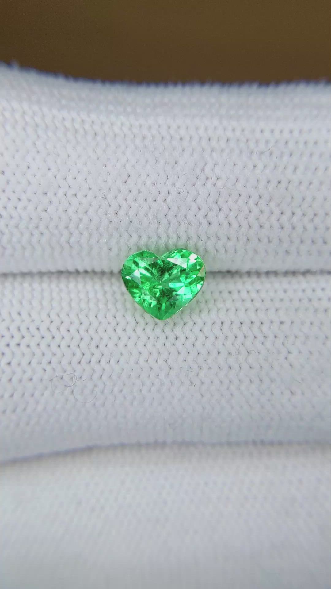 1.19 Ct. Emerald from Colombia Size Video