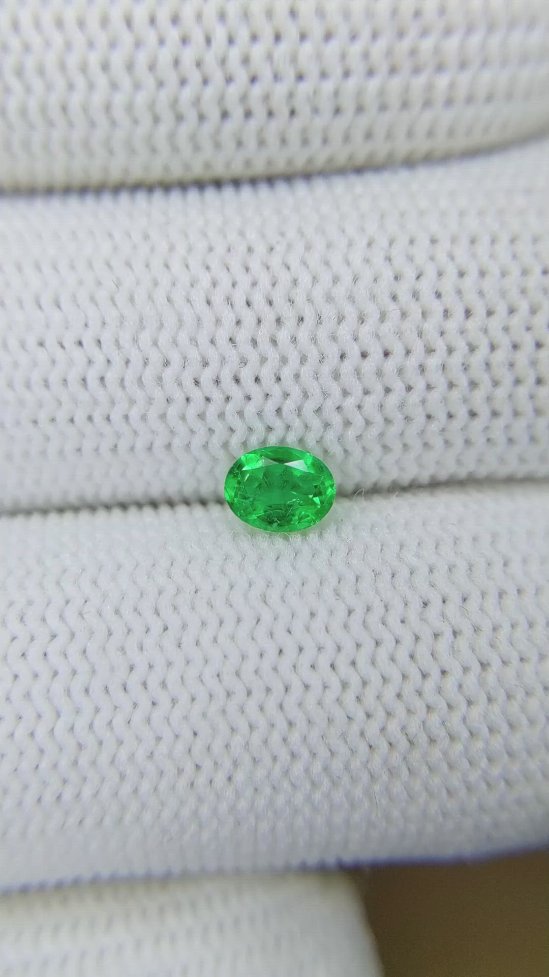 0.31 Ct. Emerald from Afghanistan Size Video