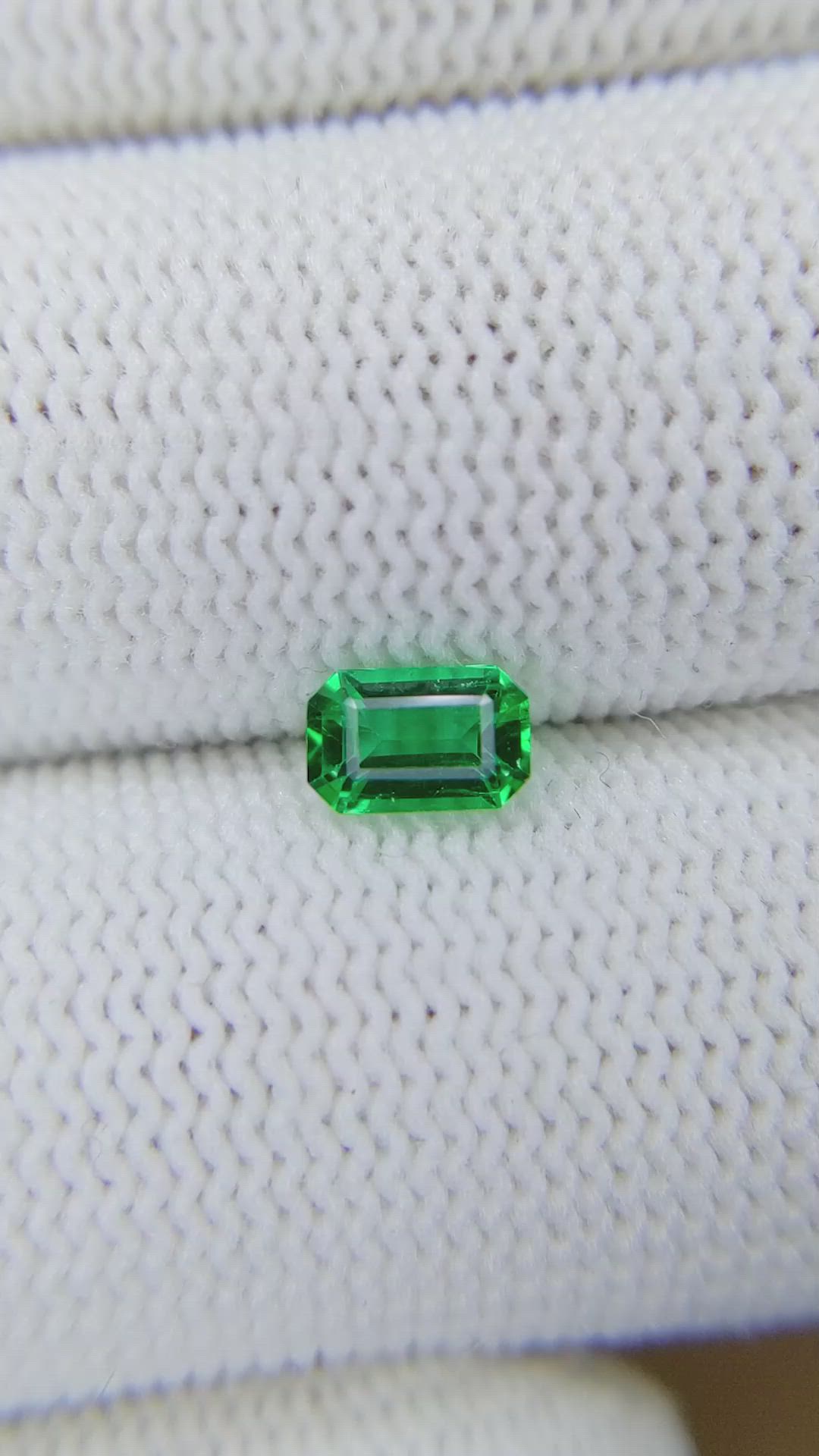 0.50 Ct. Emerald from Afghanistan Size Video