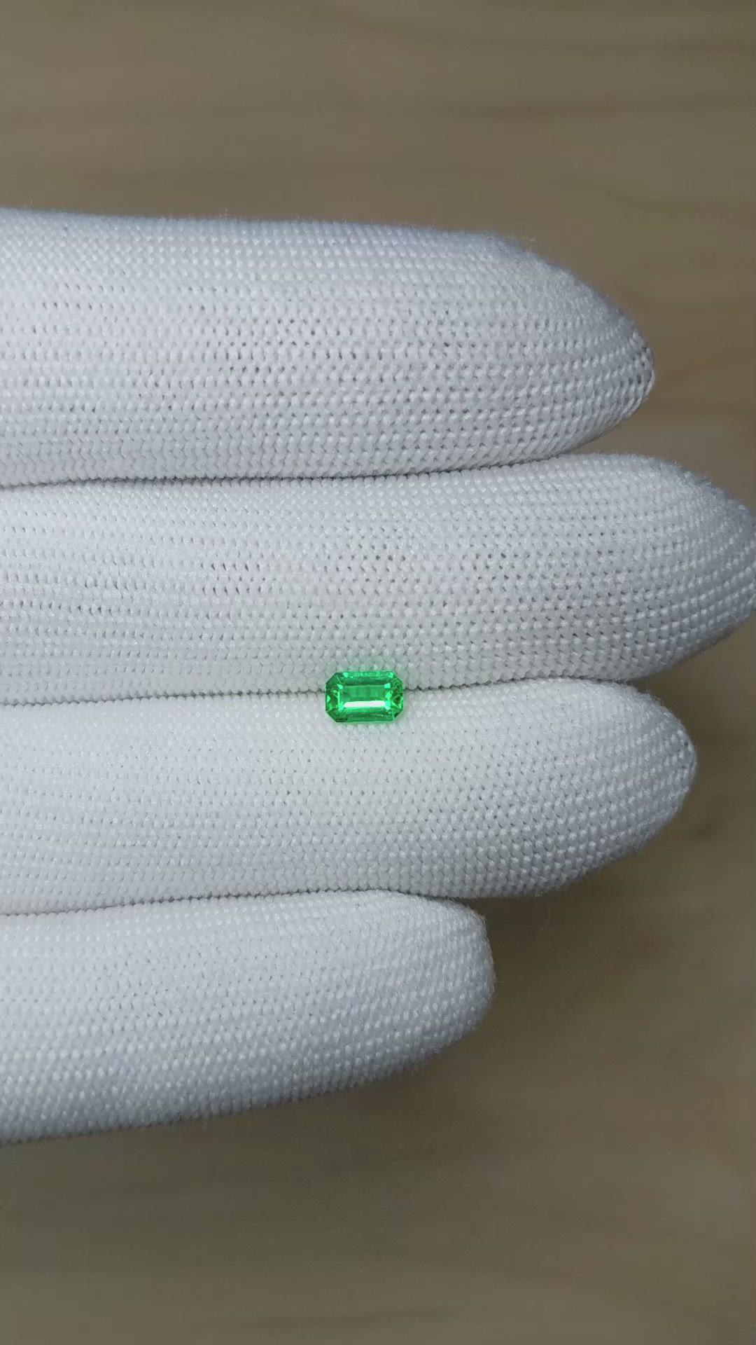 0.50 Ct. Emerald from Afghanistan Size Video