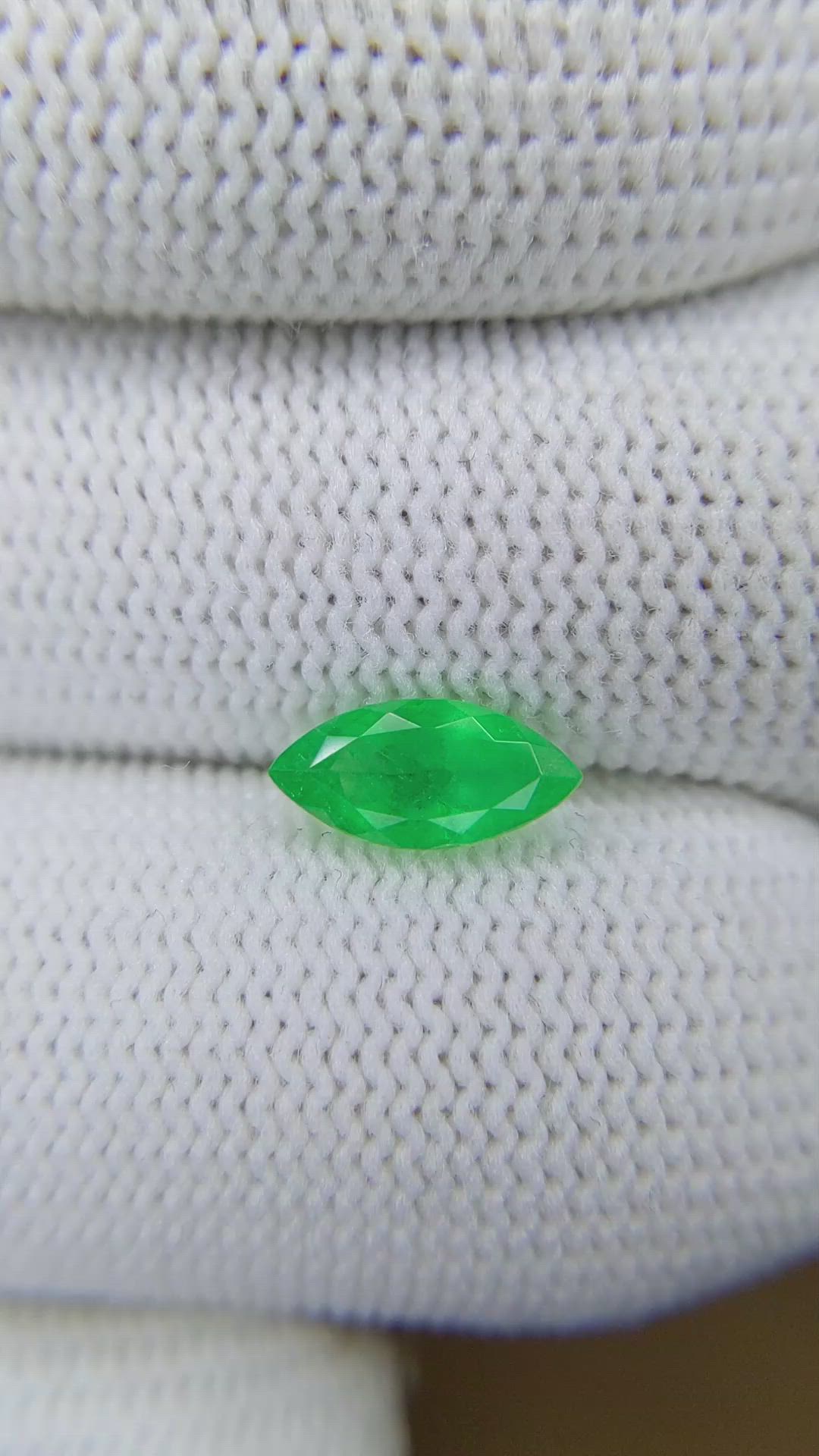 0.85 Ct. Emerald from Afghanistan Size Video