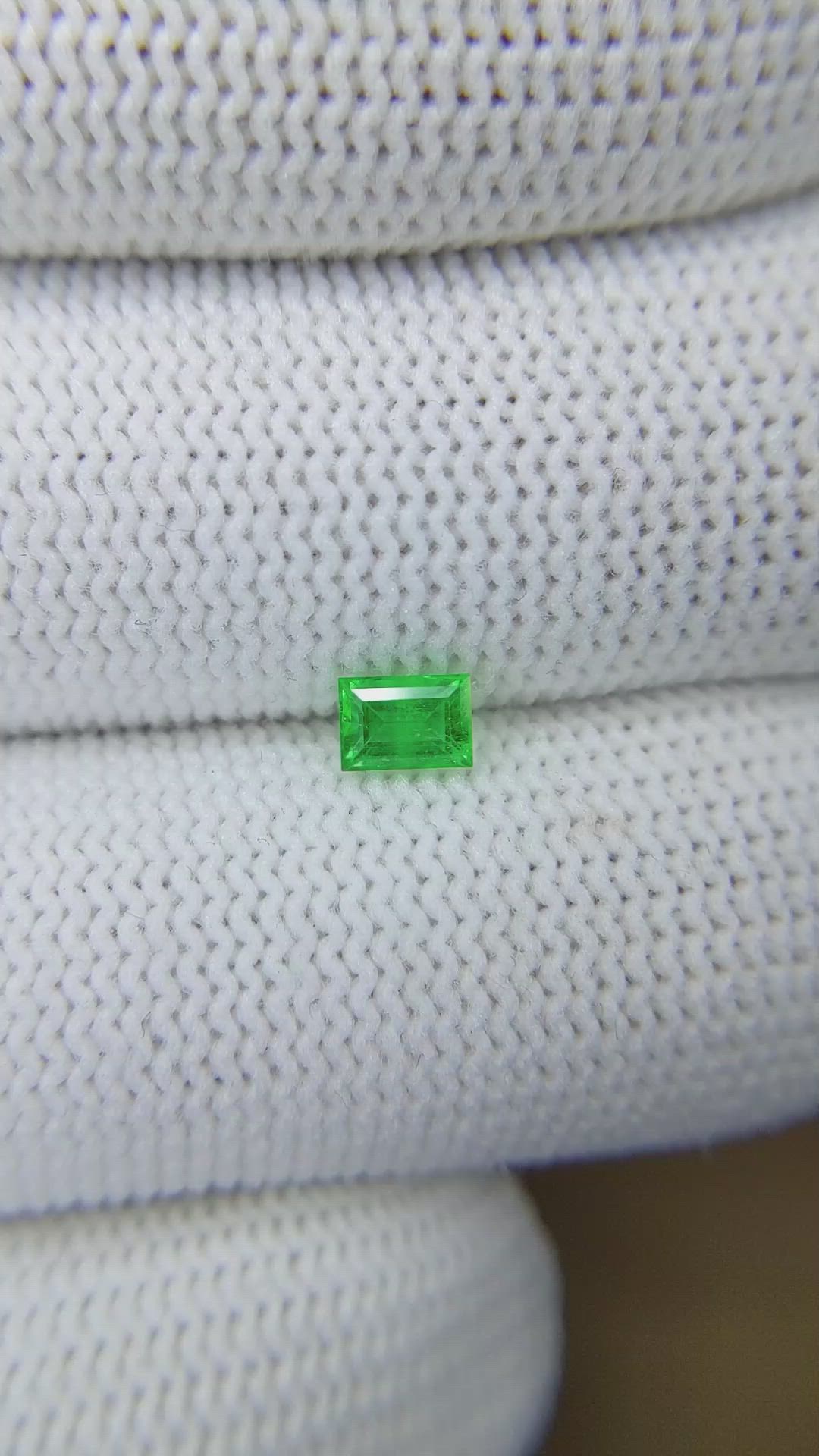 0.32 Ct. Emerald from Afghanistan Size Video
