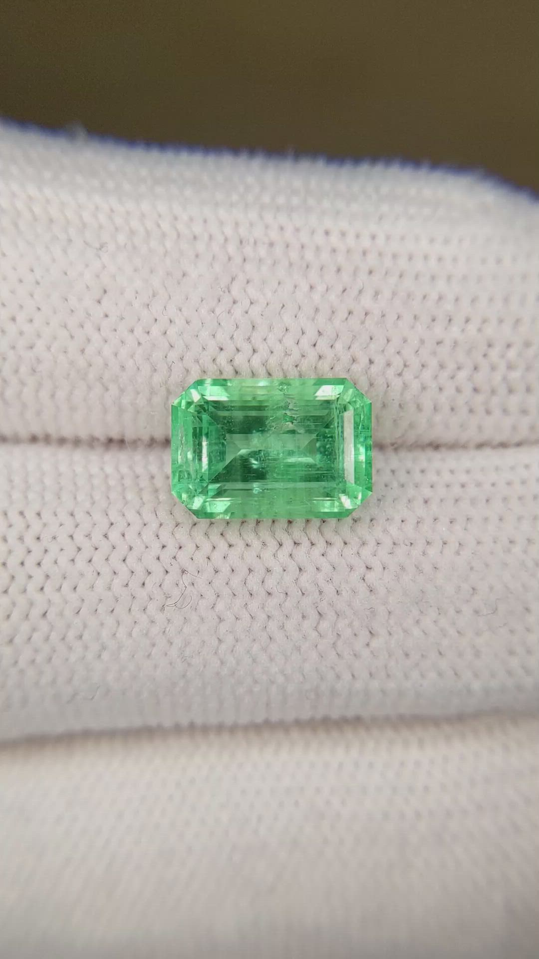 3.50 Ct. Emerald from Russia Size Video