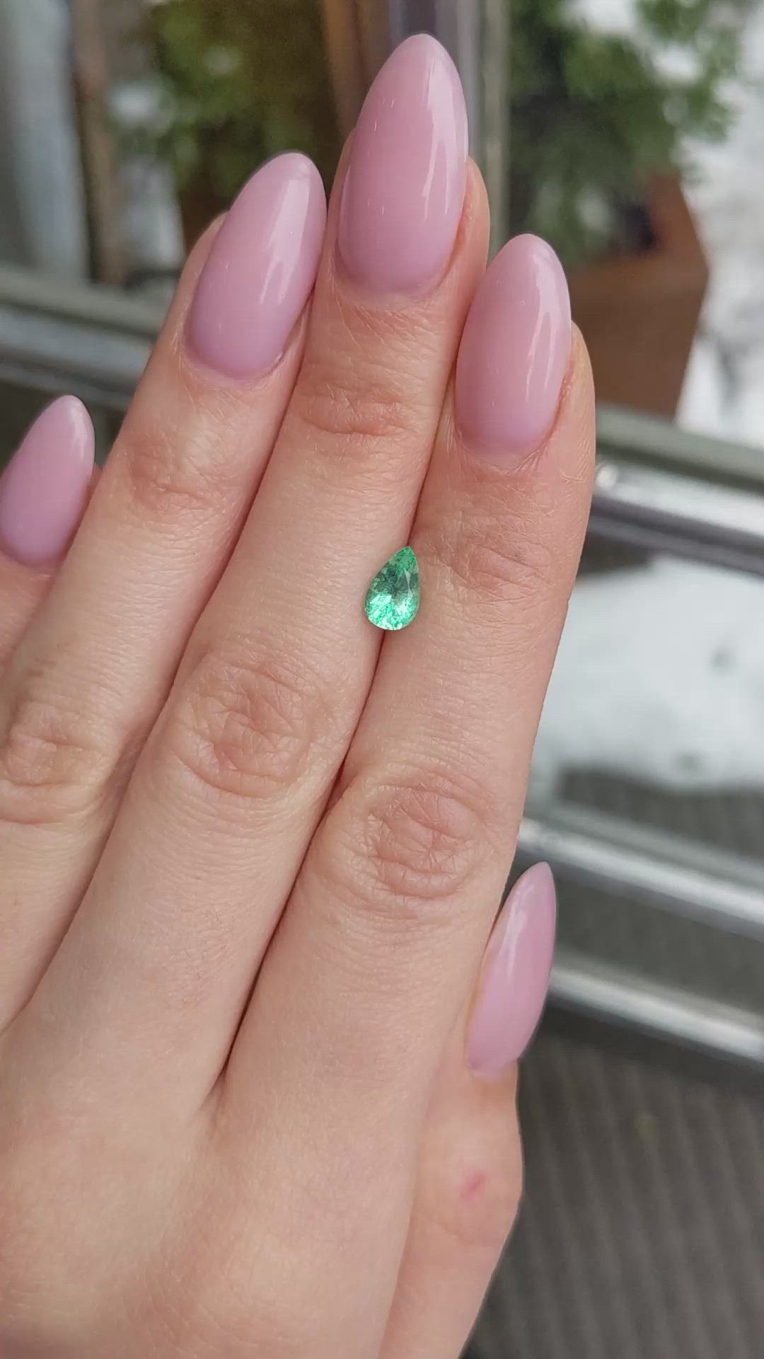 0.81 Ct. Emerald from Russia Size Video