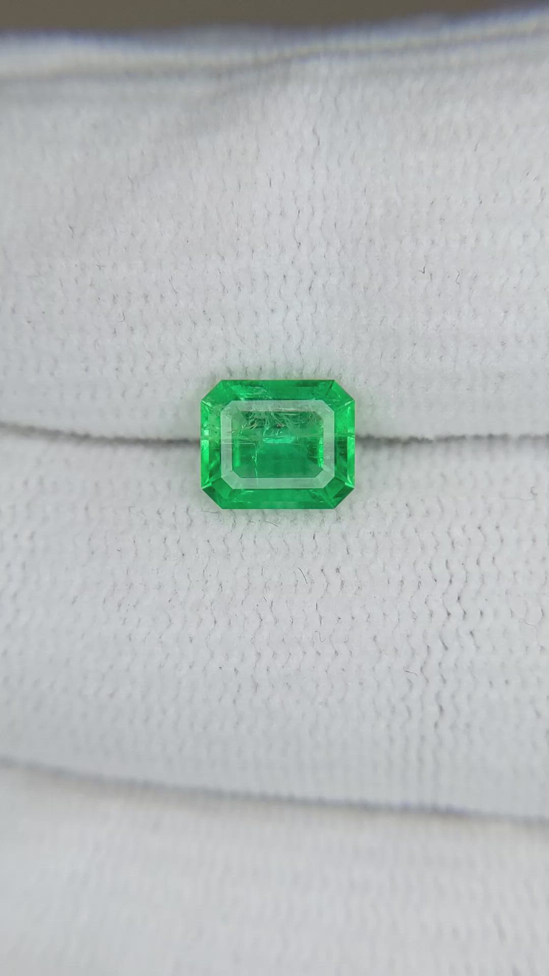 1.02 Ct. Emerald from Afghanistan Size Video