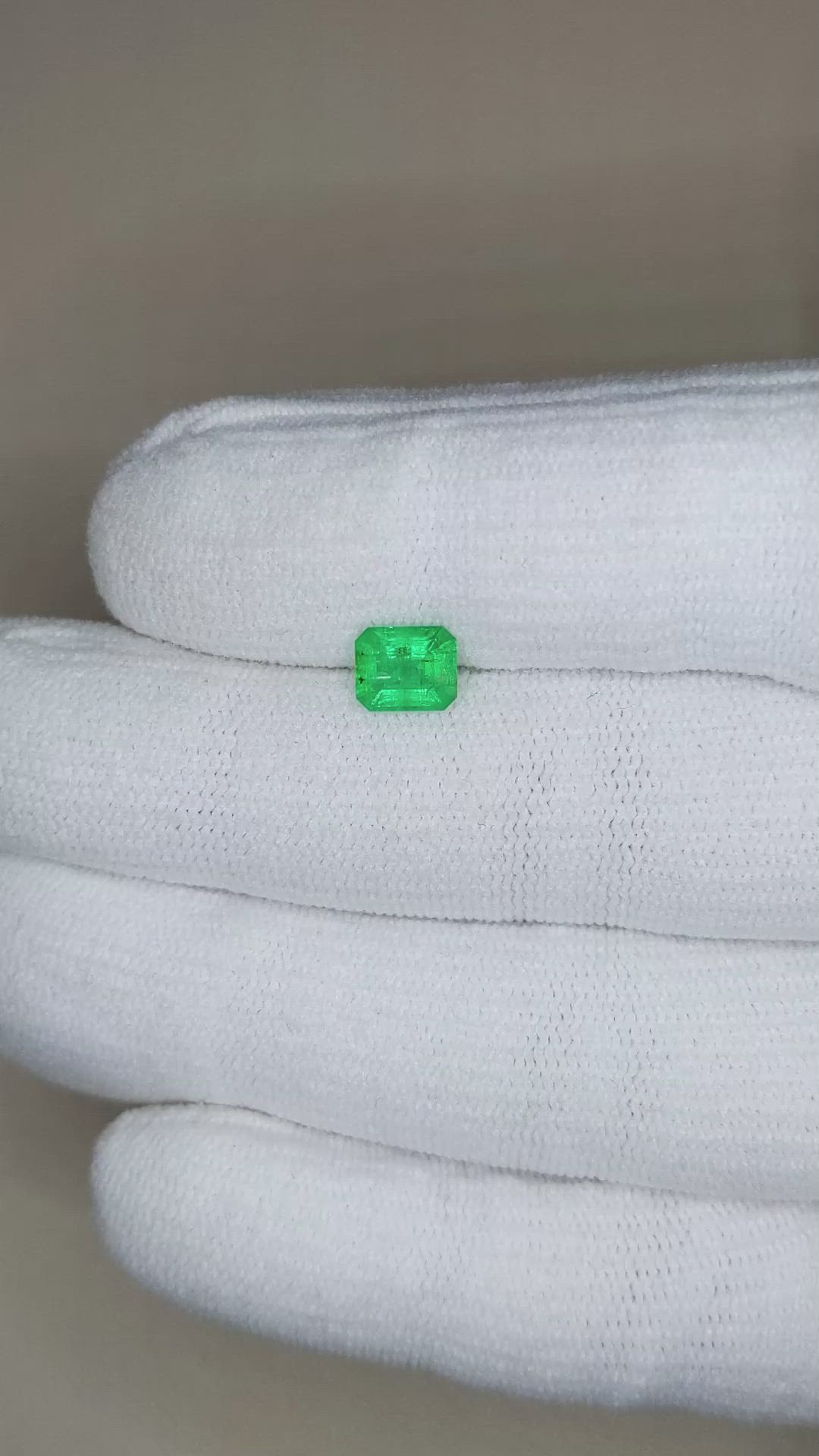 0.85 Ct. Emerald from Afghanistan Size Video