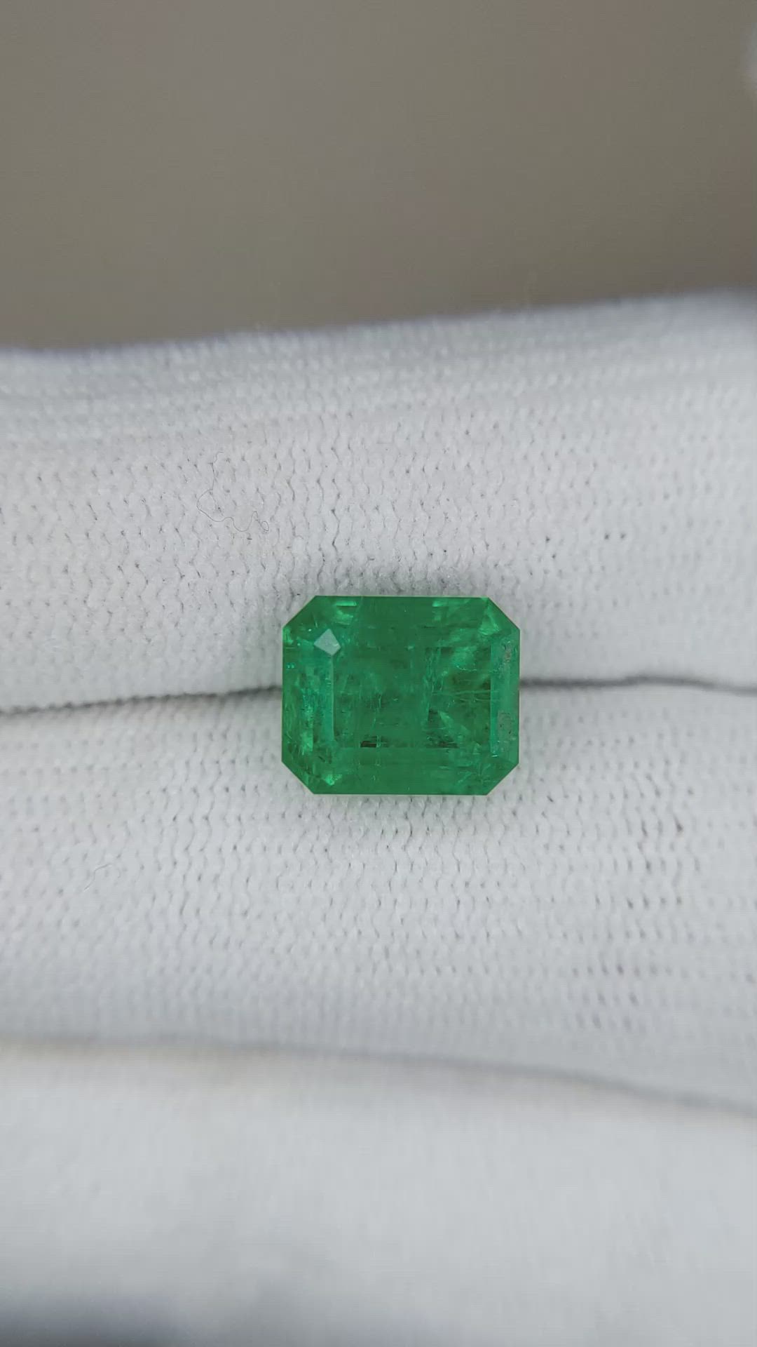 3.68 Ct. Emerald from Afghanistan Size Video