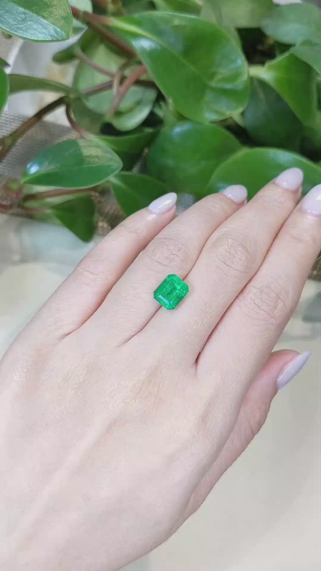 3.68 Ct. Emerald from Afghanistan Size Video