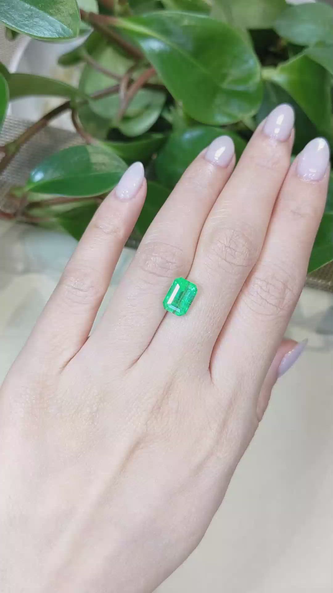 3.07 Ct. Emerald from Afghanistan Size Video