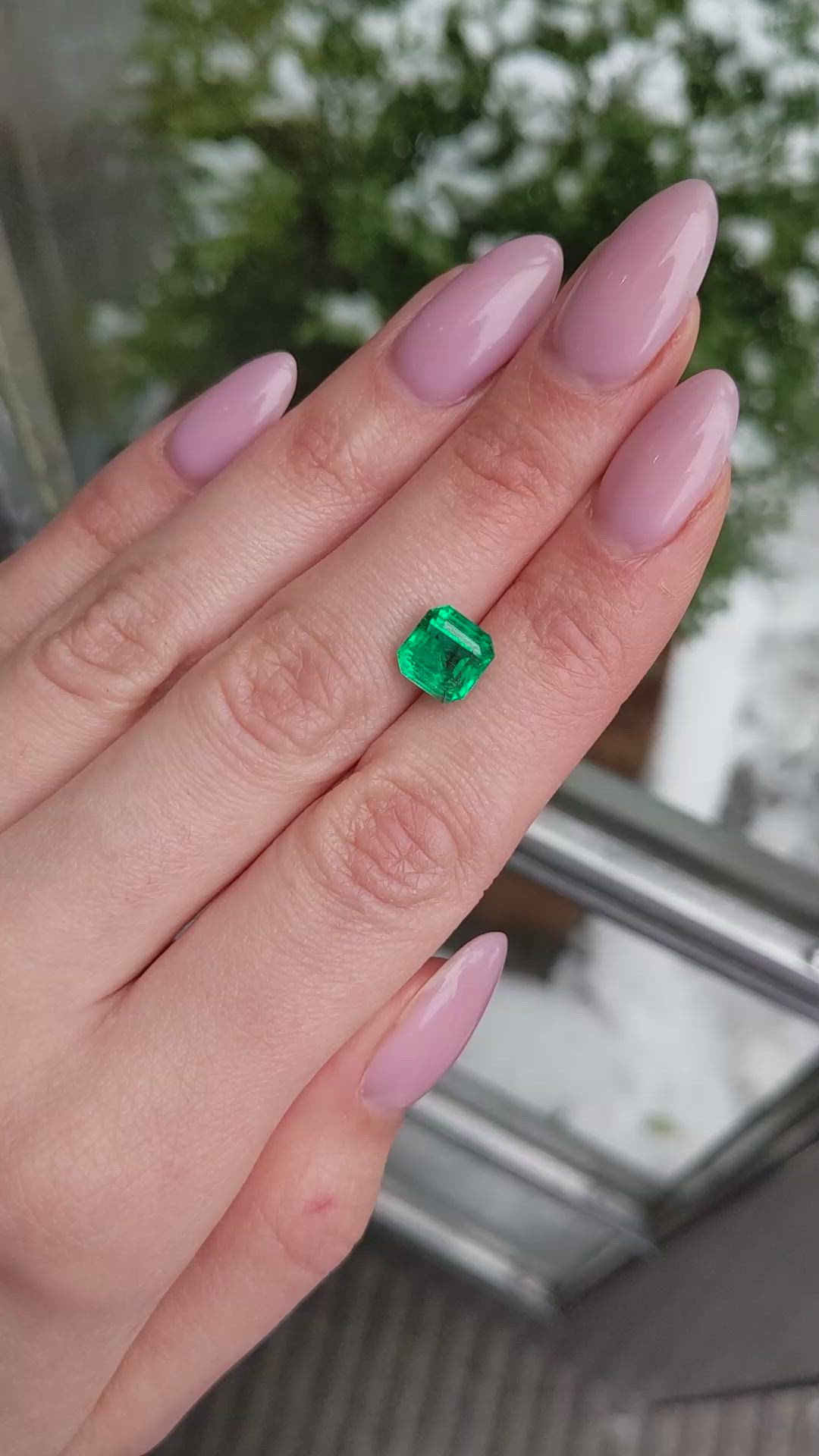 2.89 Ct. Emerald from Zambia Size Video
