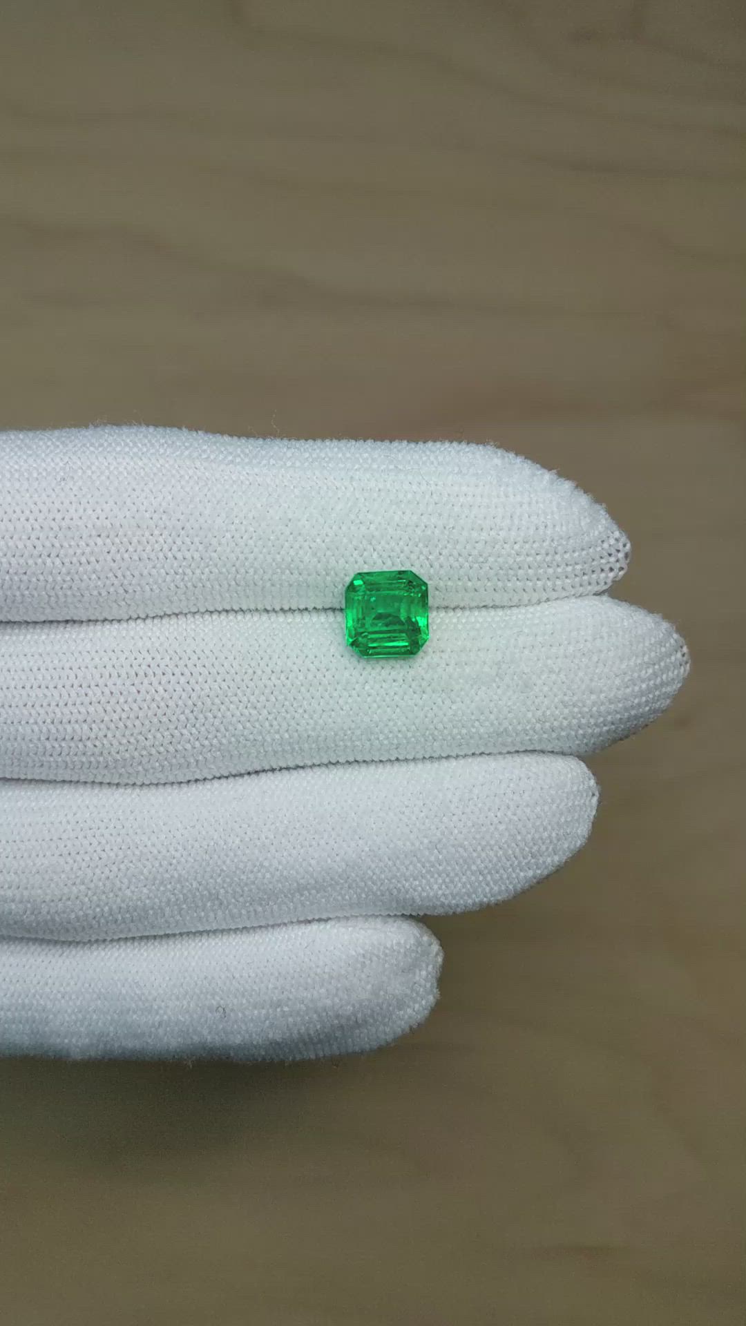 2.89 Ct. Emerald from Zambia Size Video