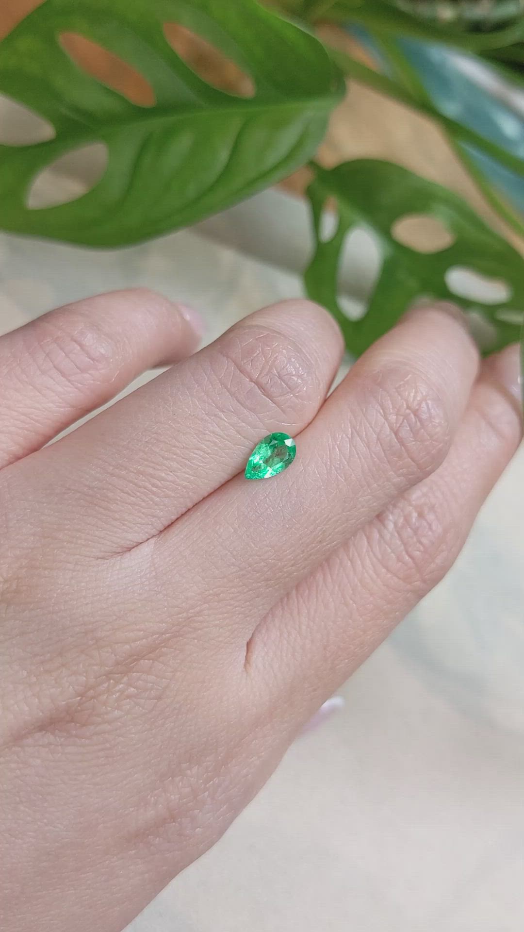 0.51 Ct. Emerald from Russia Size Video