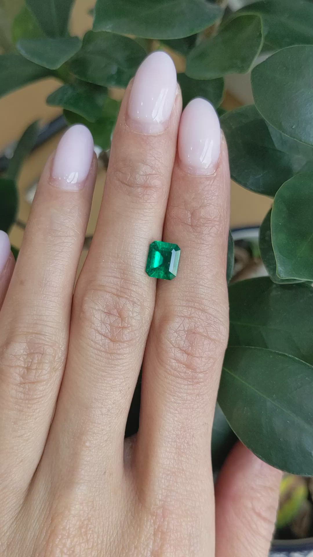 1.18 Ct. Emerald from Colombia - Muzo Size Video