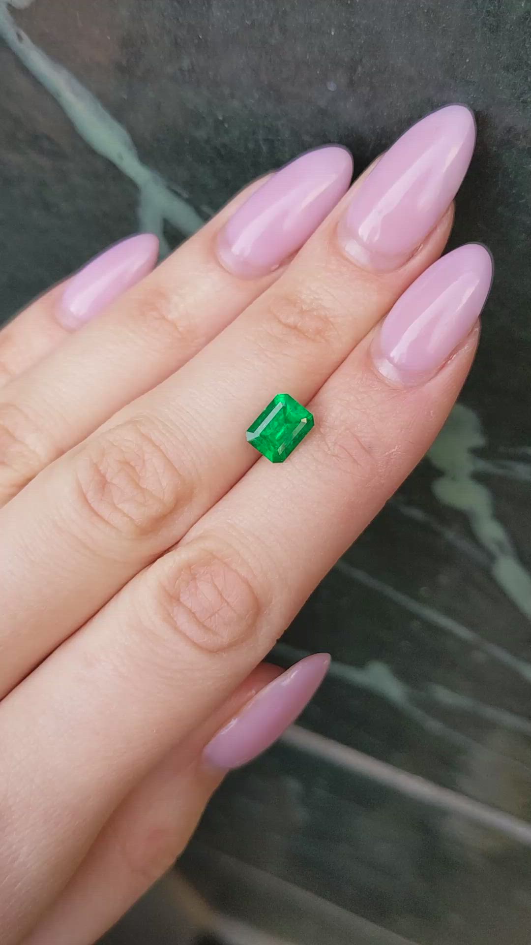 1.52 Ct. Emerald from Colombia - Muzo Size Video