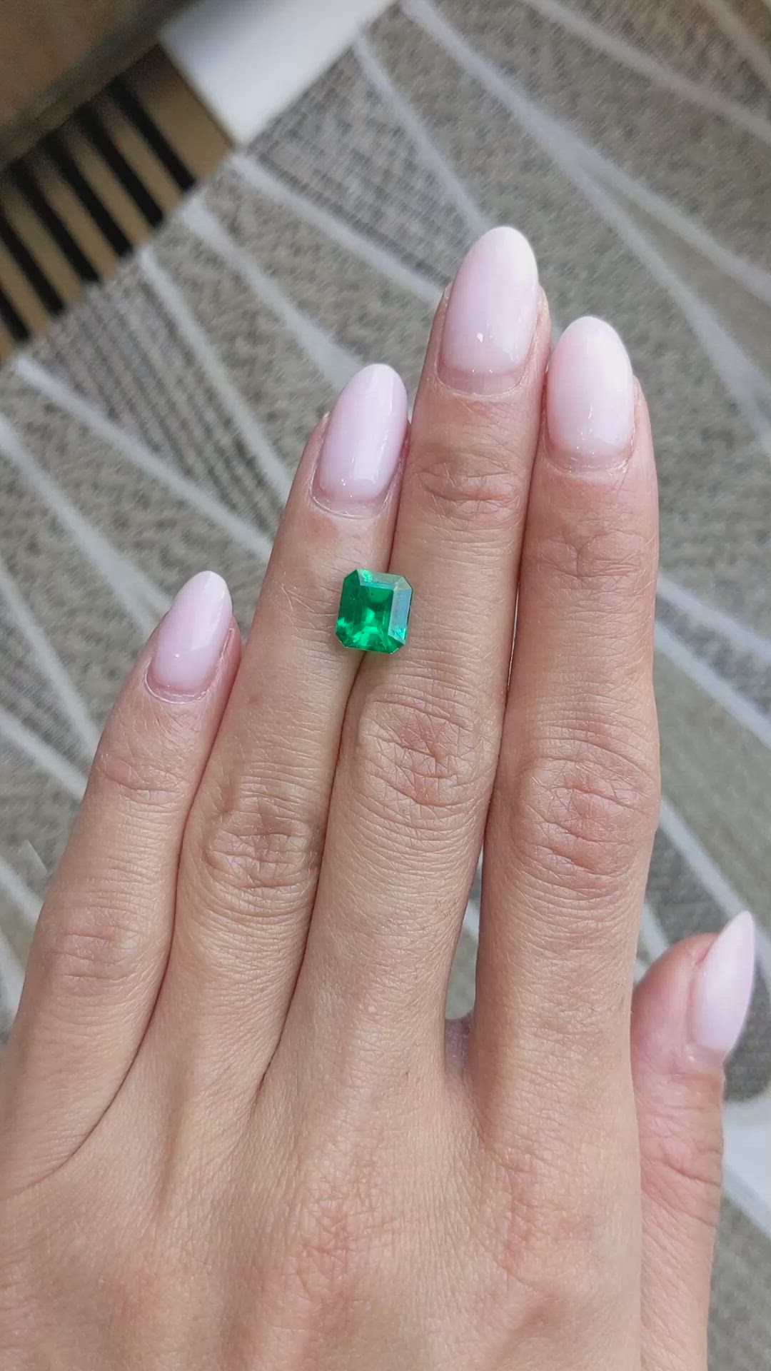 2.13 Ct. Emerald from Colombia - Muzo Size Video
