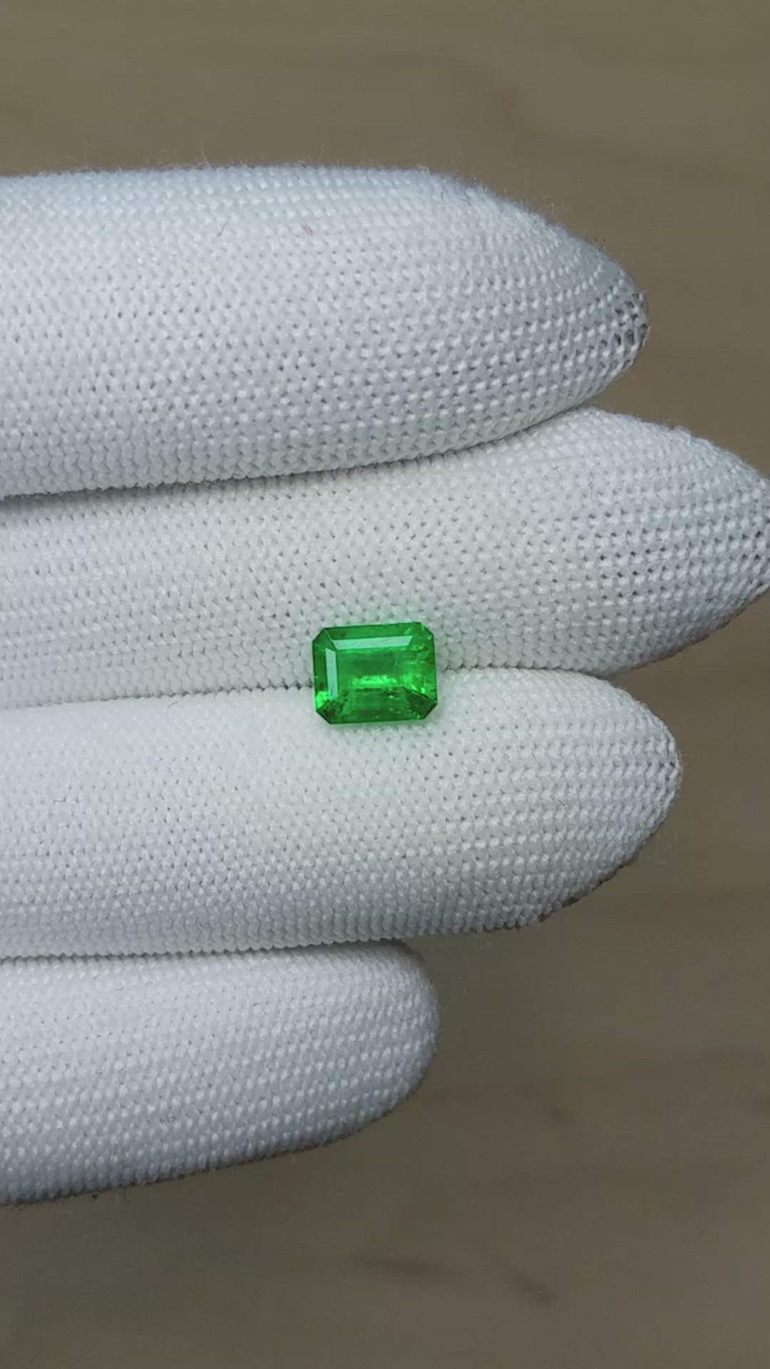 1.43 Ct. Emerald from Colombia Size Video