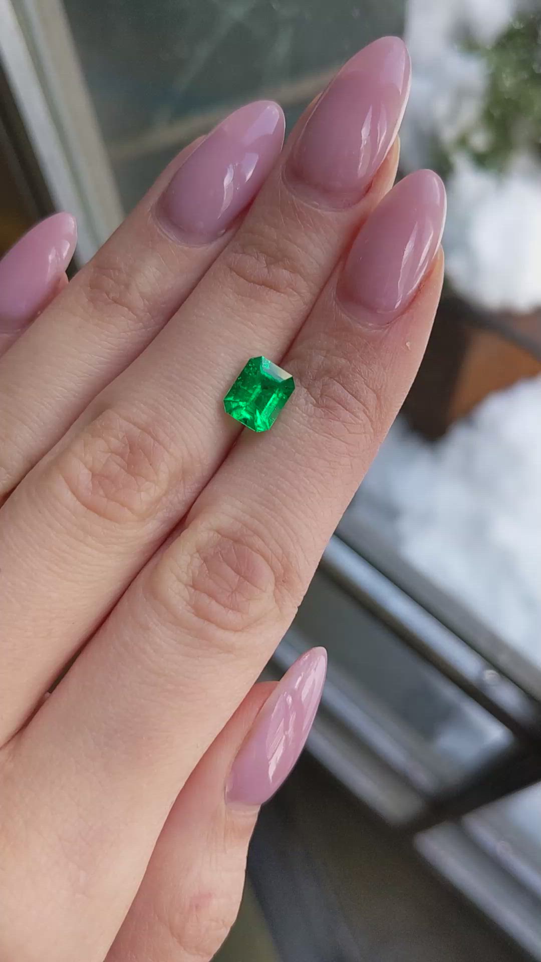 1.65 Ct. Emerald from Colombia Size Video
