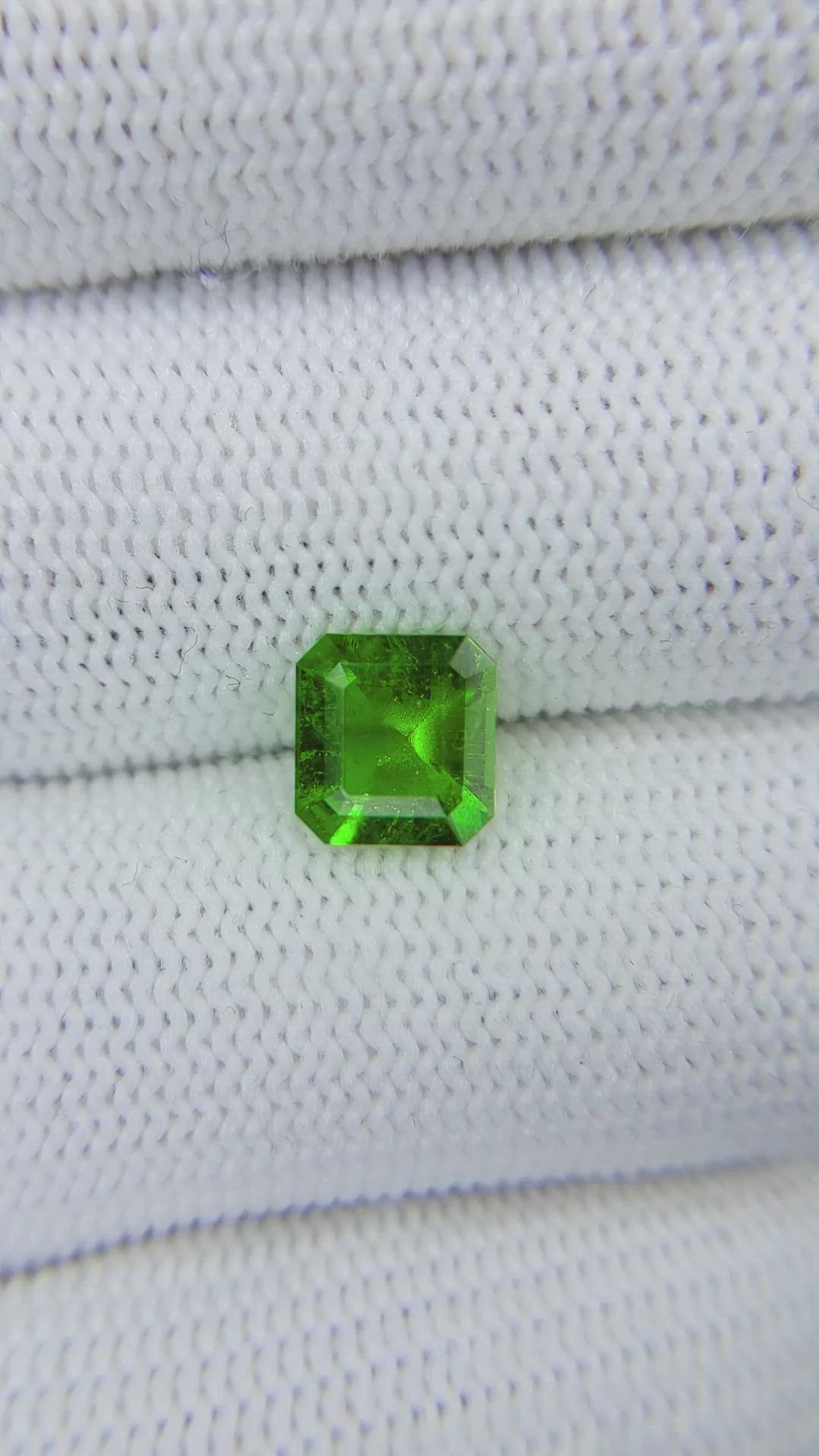1.27 Ct. Emerald from Colombia Size Video