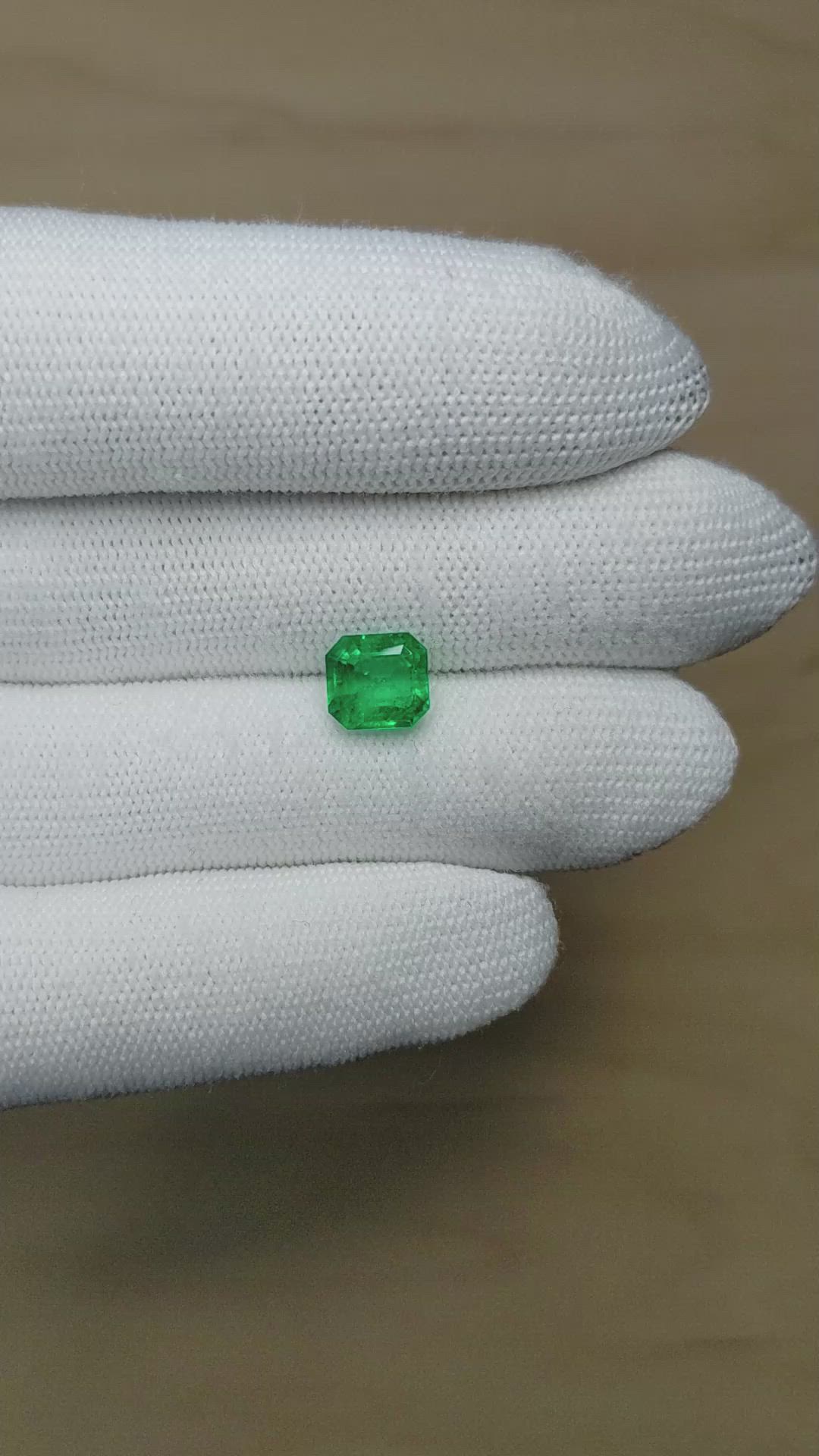 2.17 Ct. Emerald from Colombia - Muzo Size Video