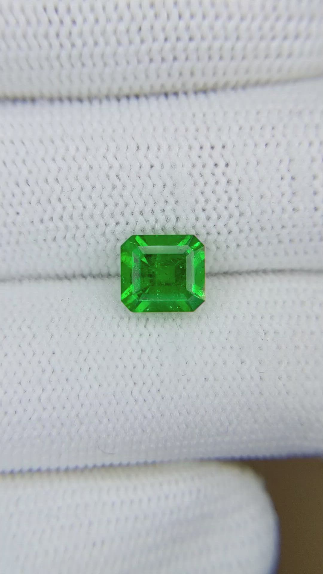 1.49 Ct. Emerald from Colombia Size Video