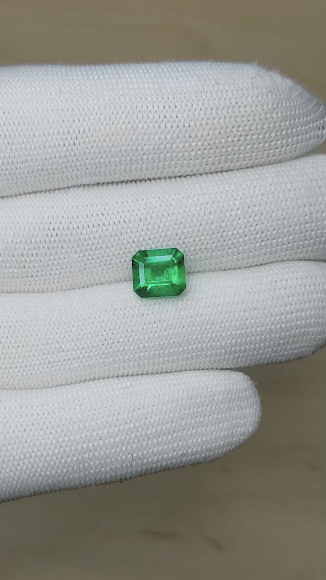 2.32 Ct. Emerald from Colombia Size Video