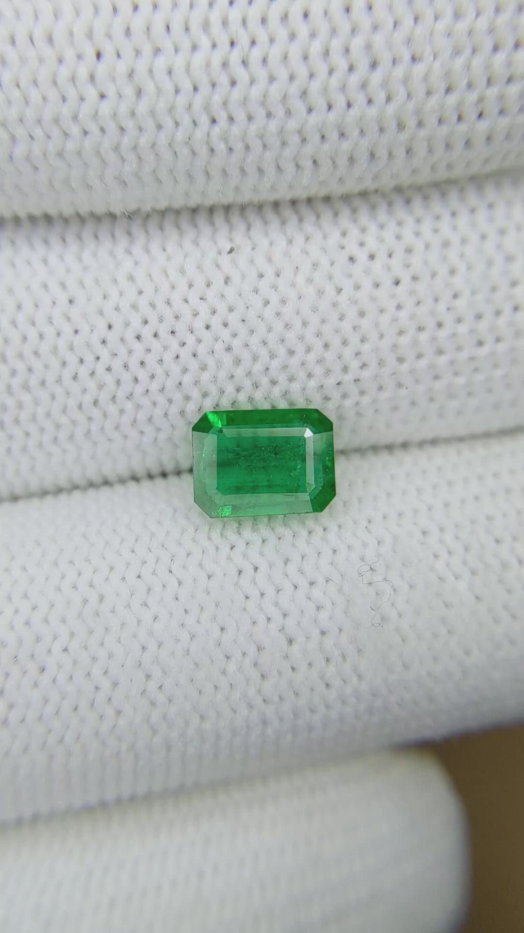 1.26 Ct. Emerald from Zambia Size Video