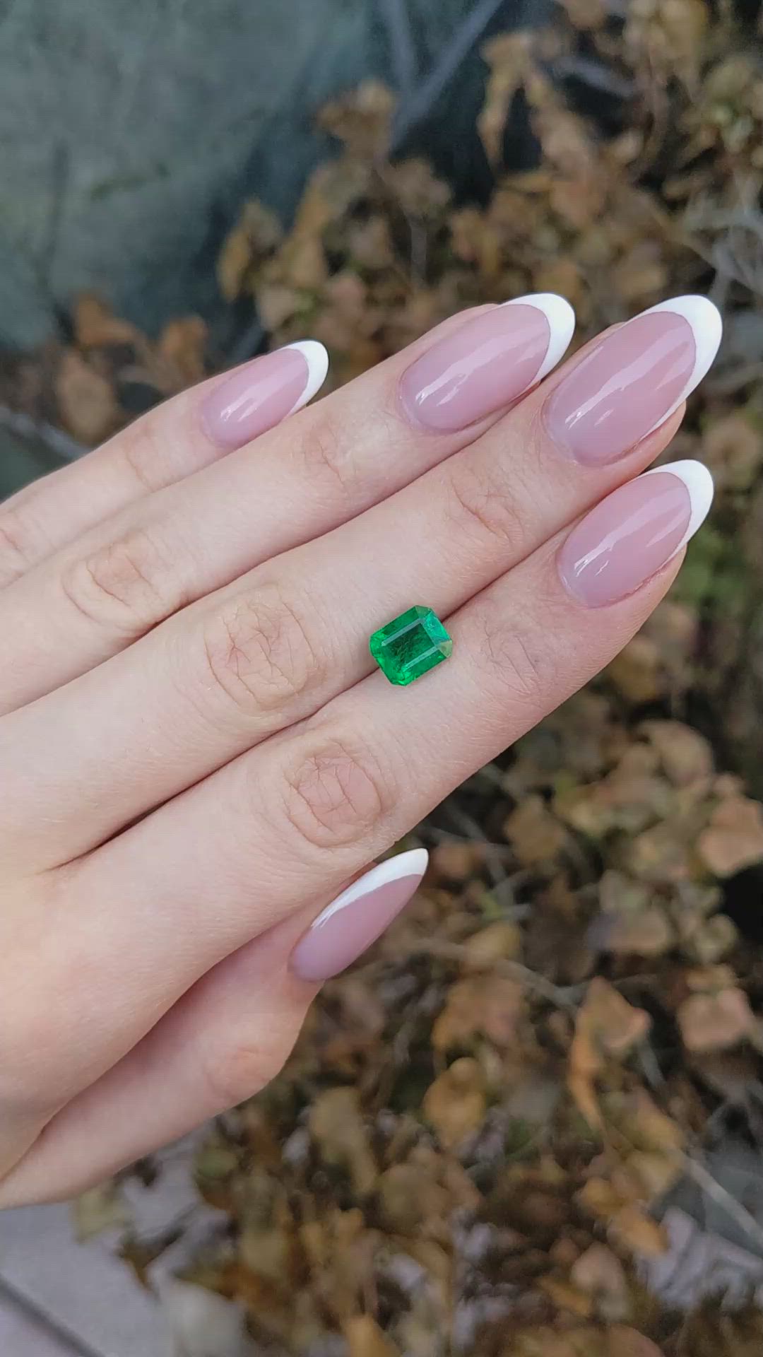 2.32 Ct. Emerald from Zambia Size Video