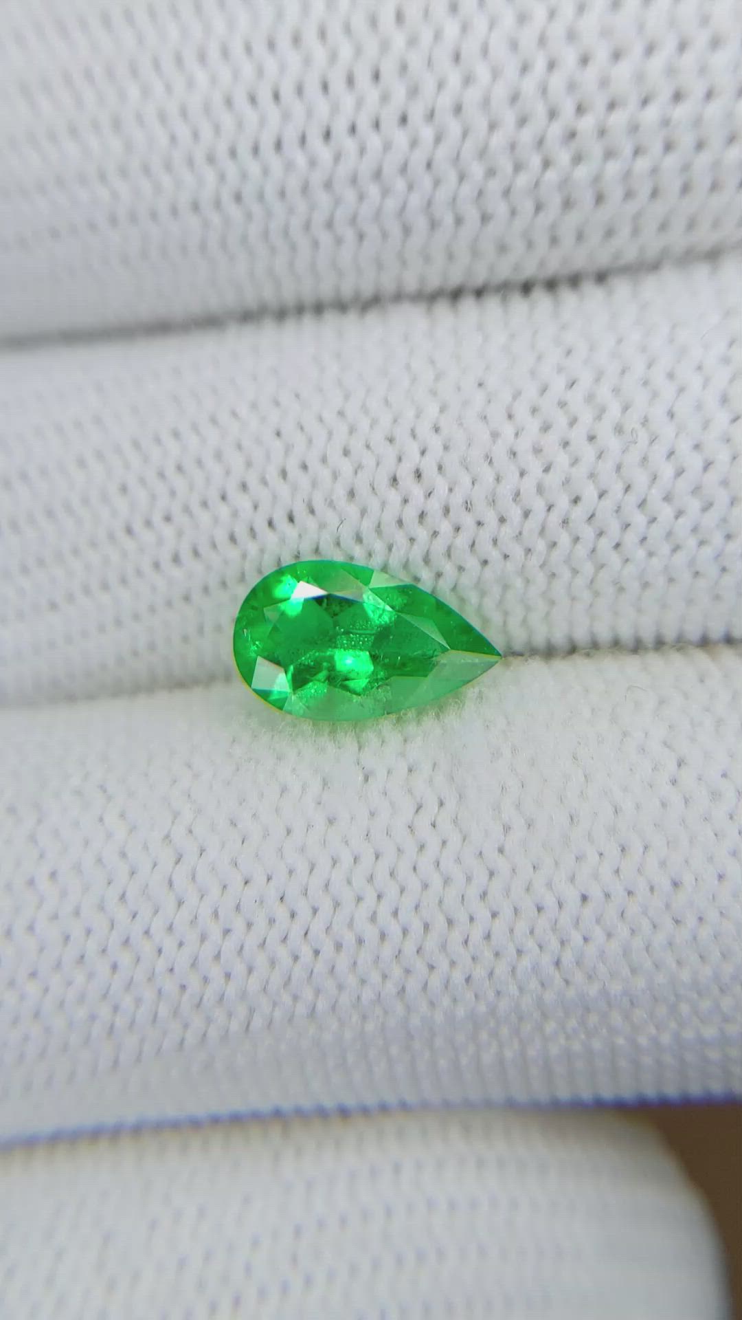 1.36 Ct. Emerald from Colombia Size Video