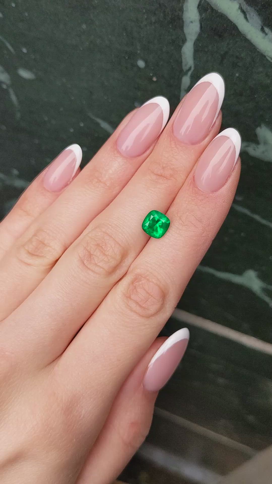 1.75 Ct. Emerald from Colombia - Muzo Size Video