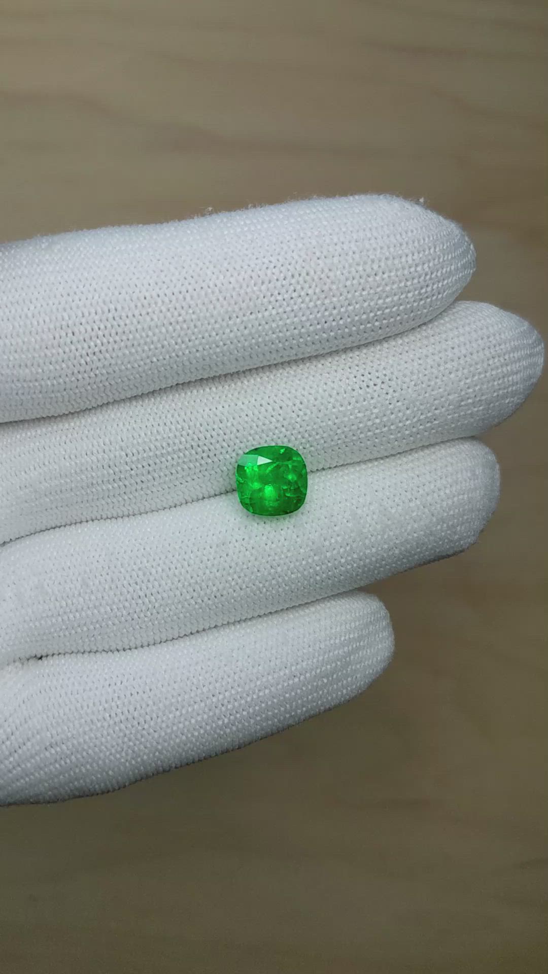 3.60 Ct. Emerald from Colombia Size Video