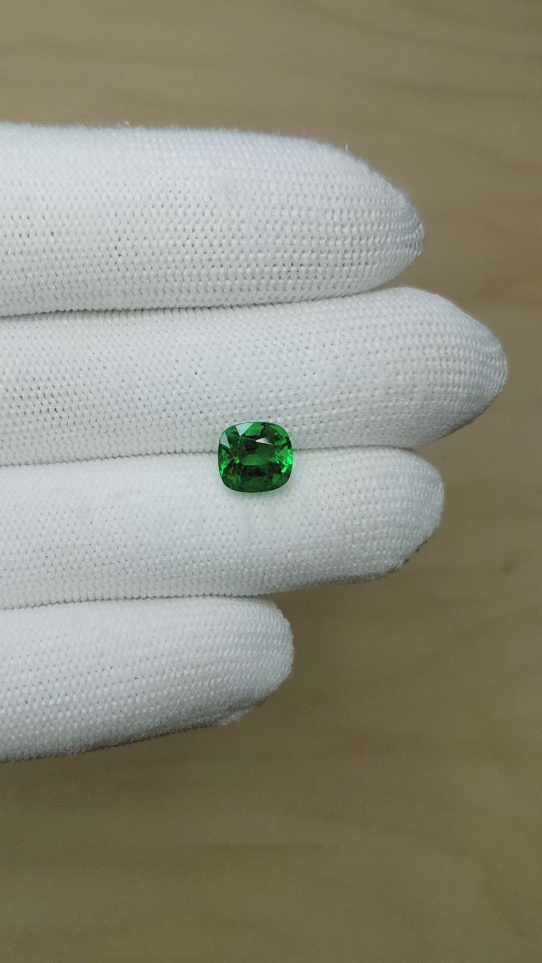 2.72 Ct. Emerald from Zambia Size Video