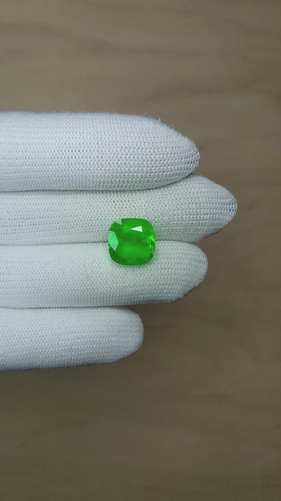 7.91 Ct. Emerald from Colombia Size Video