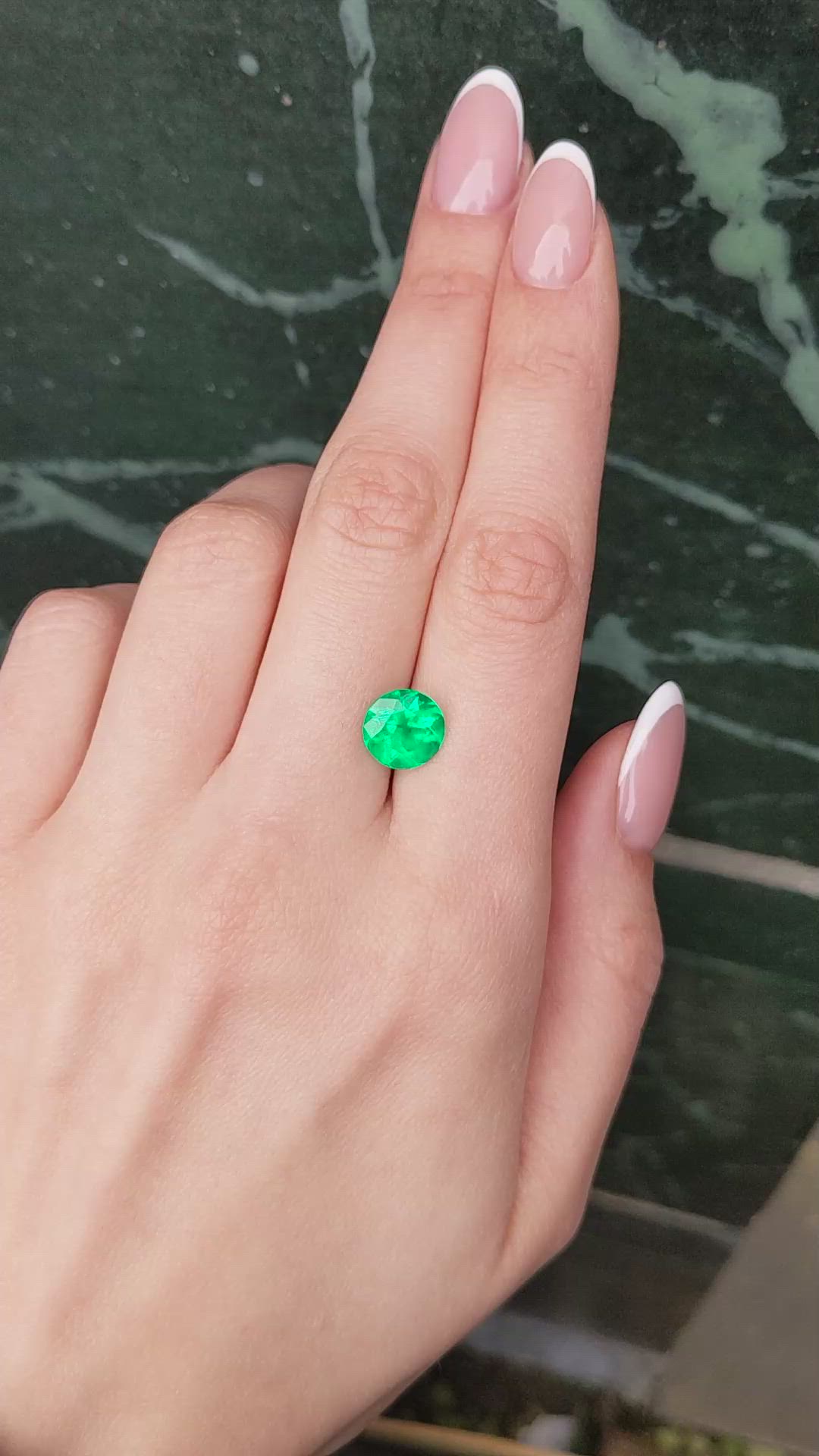 3.16 Ct. Emerald from Colombia Size Video