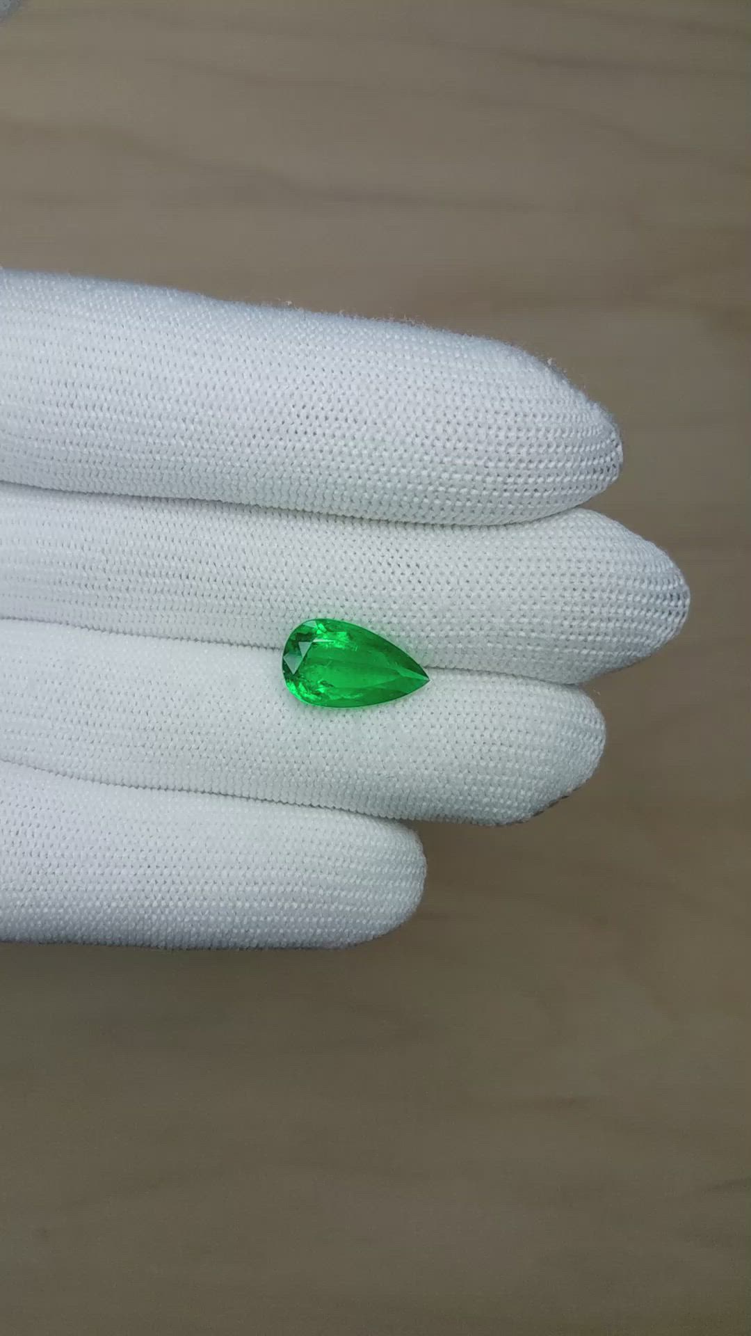 4.73 Ct. Emerald from Colombia Size Video