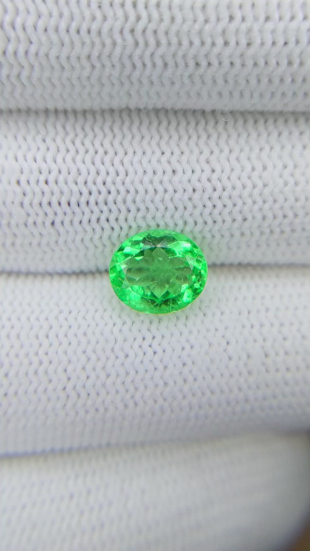 2.11 Ct. Emerald from Colombia Size Video