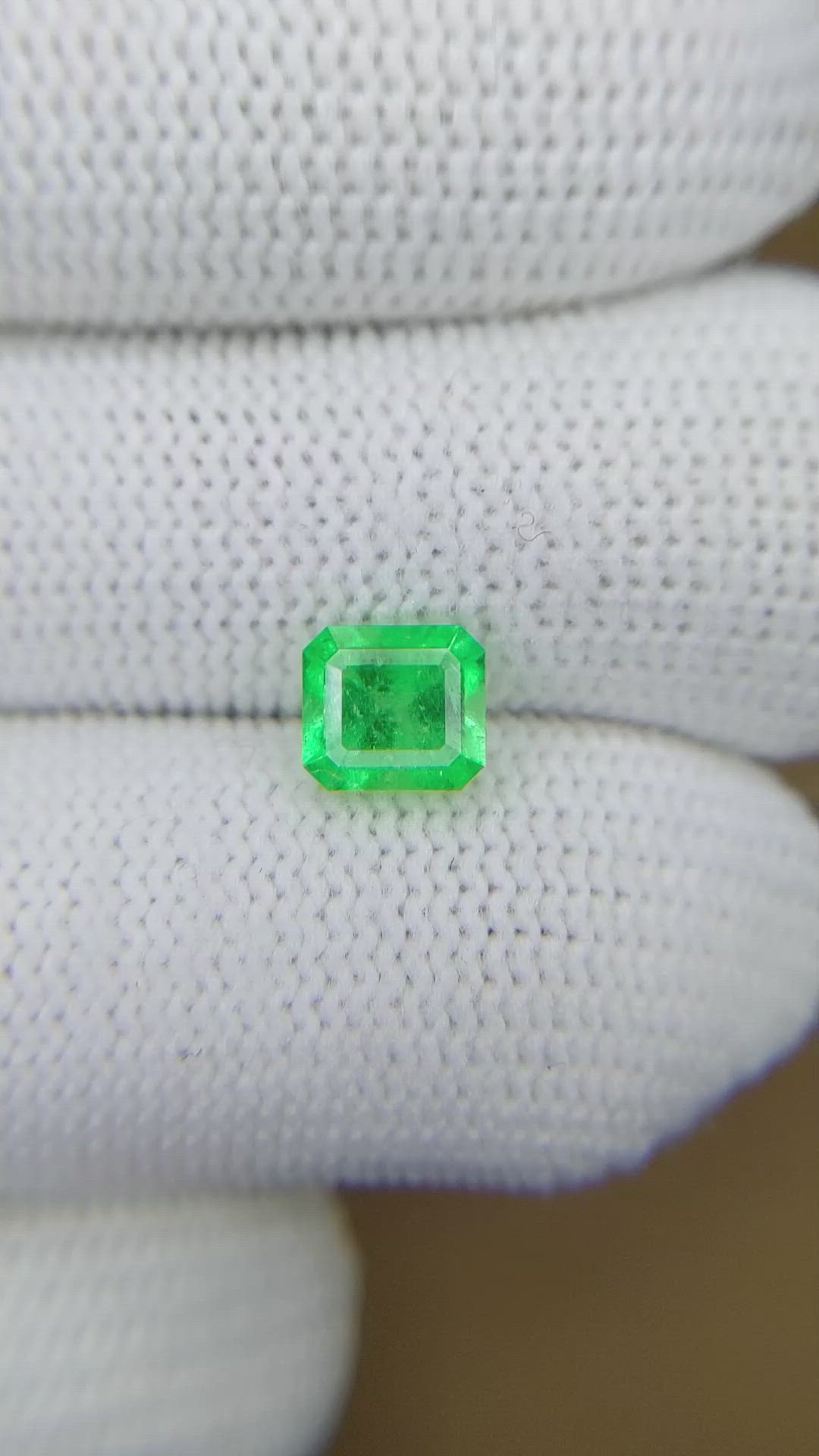 1.11 Ct. Emerald from Colombia Size Video