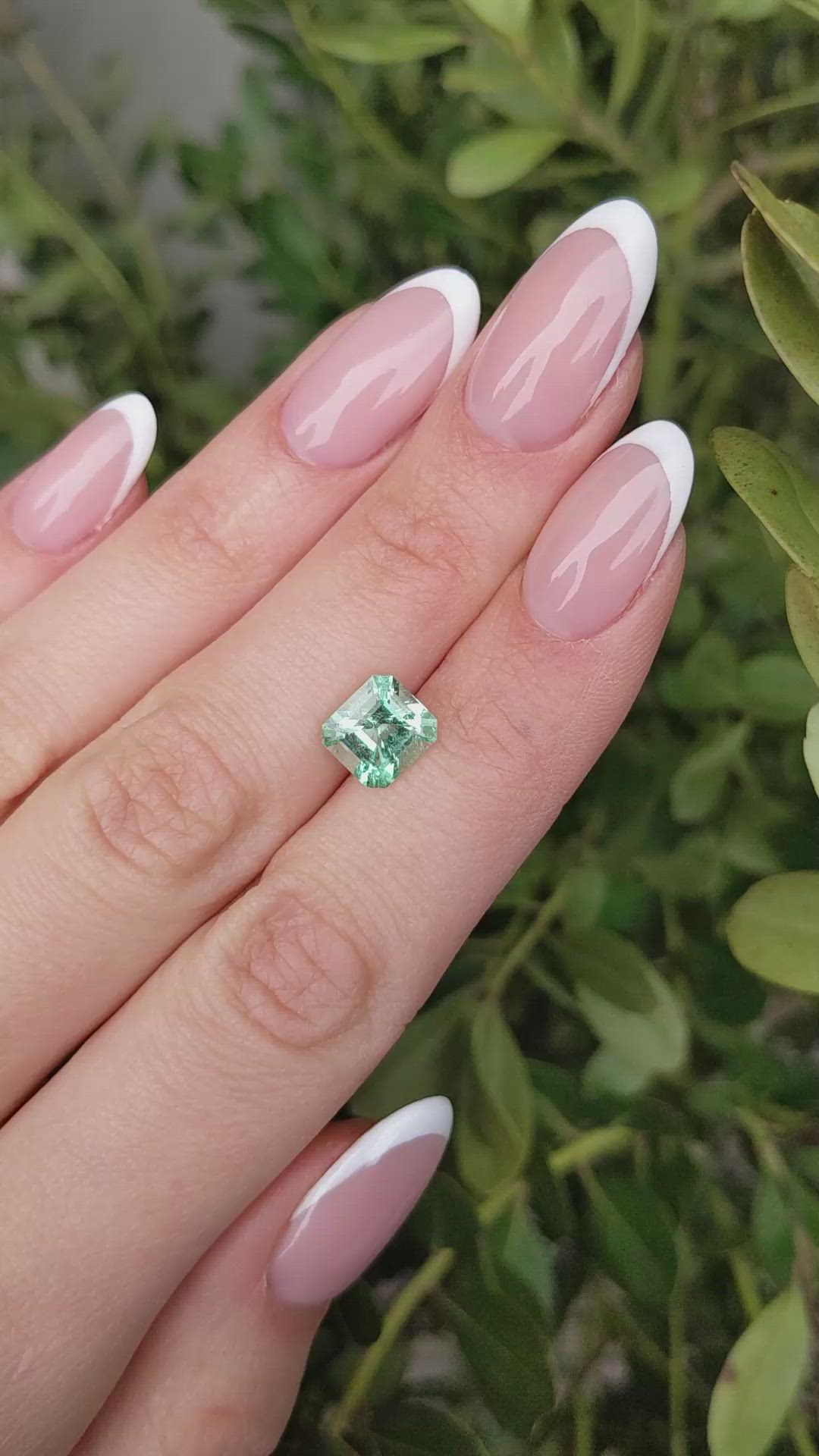 2.04 Ct. Emerald from Colombia Size Video
