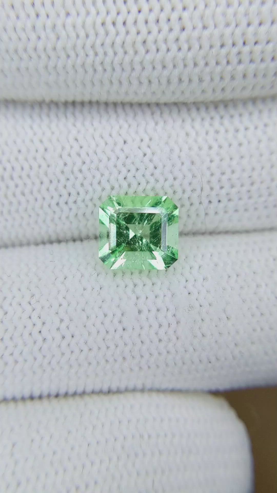 2.04 Ct. Emerald from Colombia Size Video