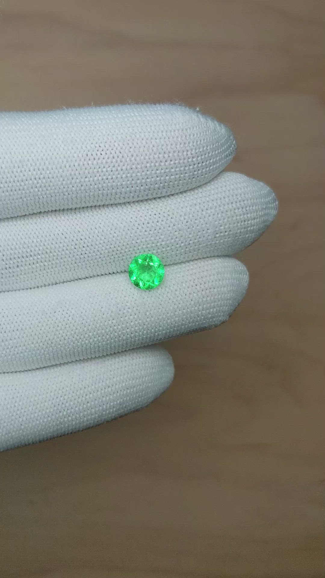 1.48 Ct. Emerald from Colombia Size Video