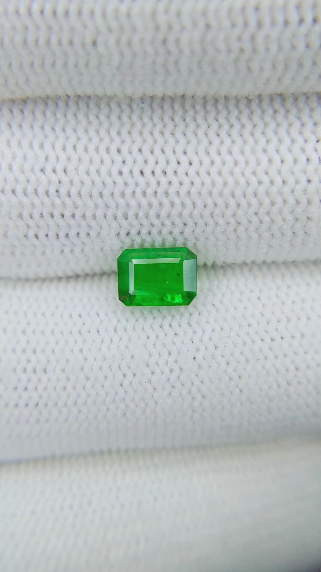 1.05 Ct. Emerald from Zambia Size Video