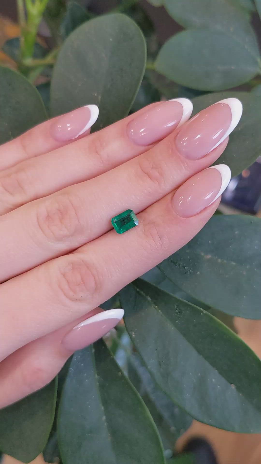 1.06 Ct. Emerald from Zambia Size Video
