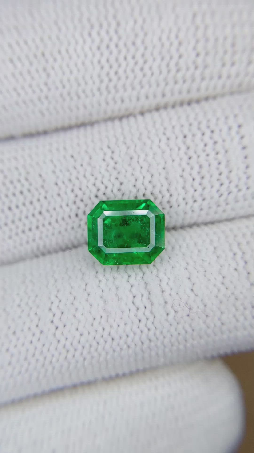 2.39 Ct. Emerald from Zambia Size Video