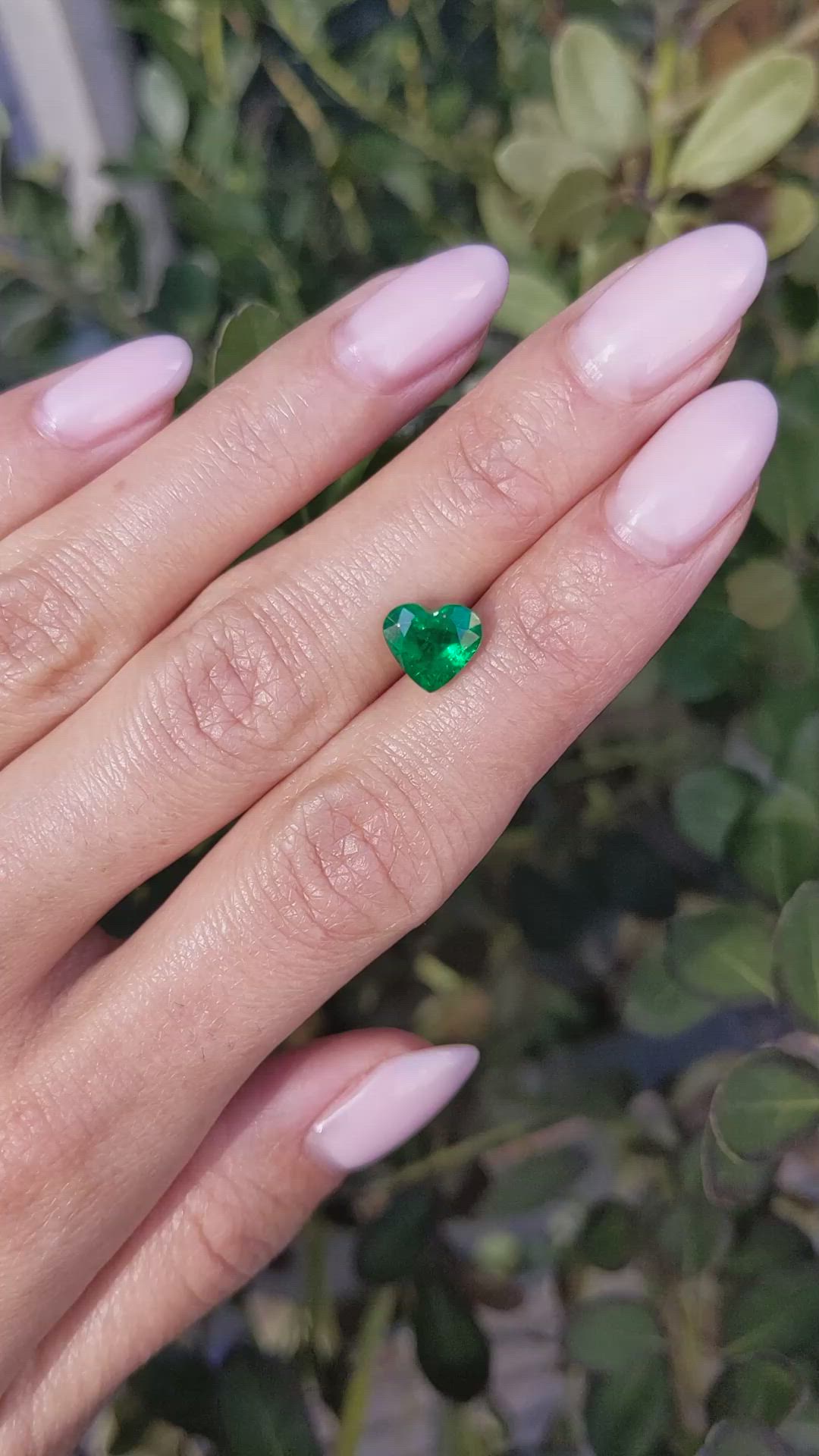 1.61 Ct. Emerald from Zambia Size Video